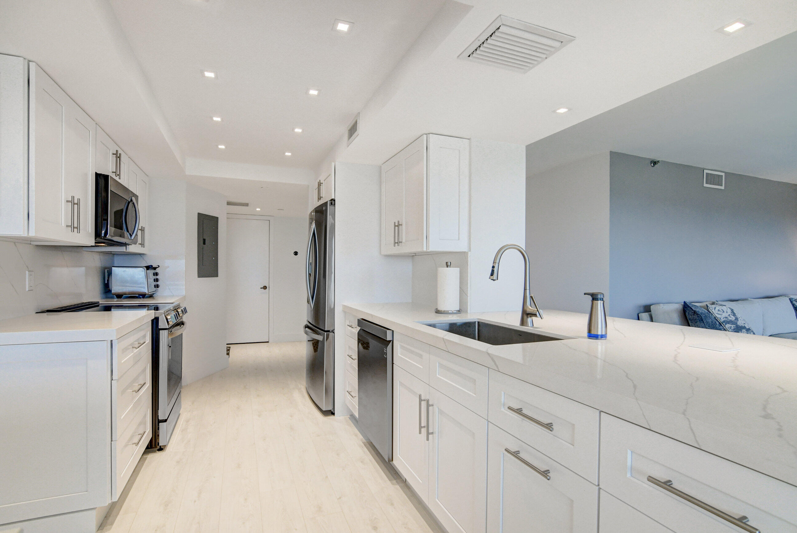 4301 N OCEAN Boulevard 507