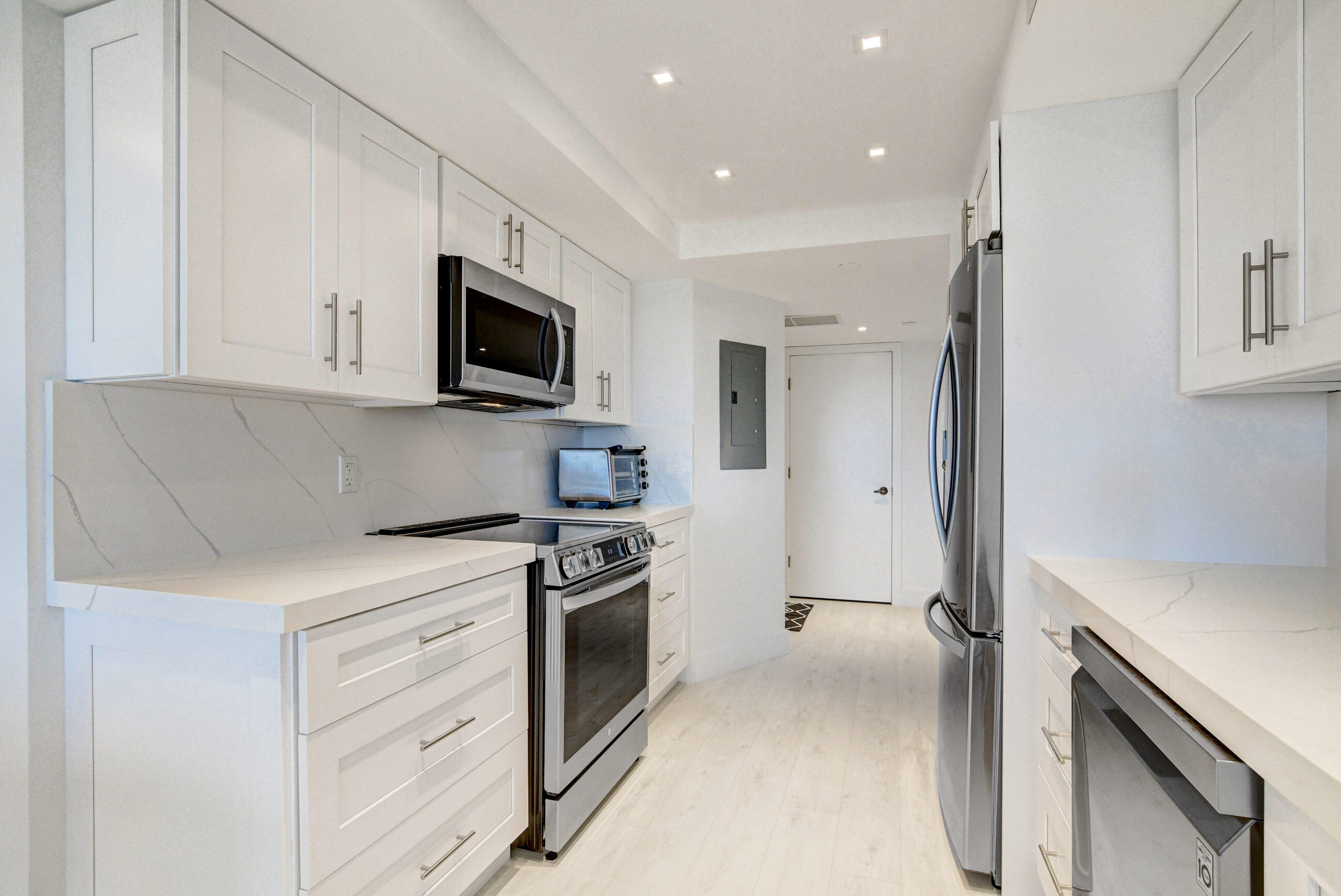 4301 N OCEAN Boulevard 507