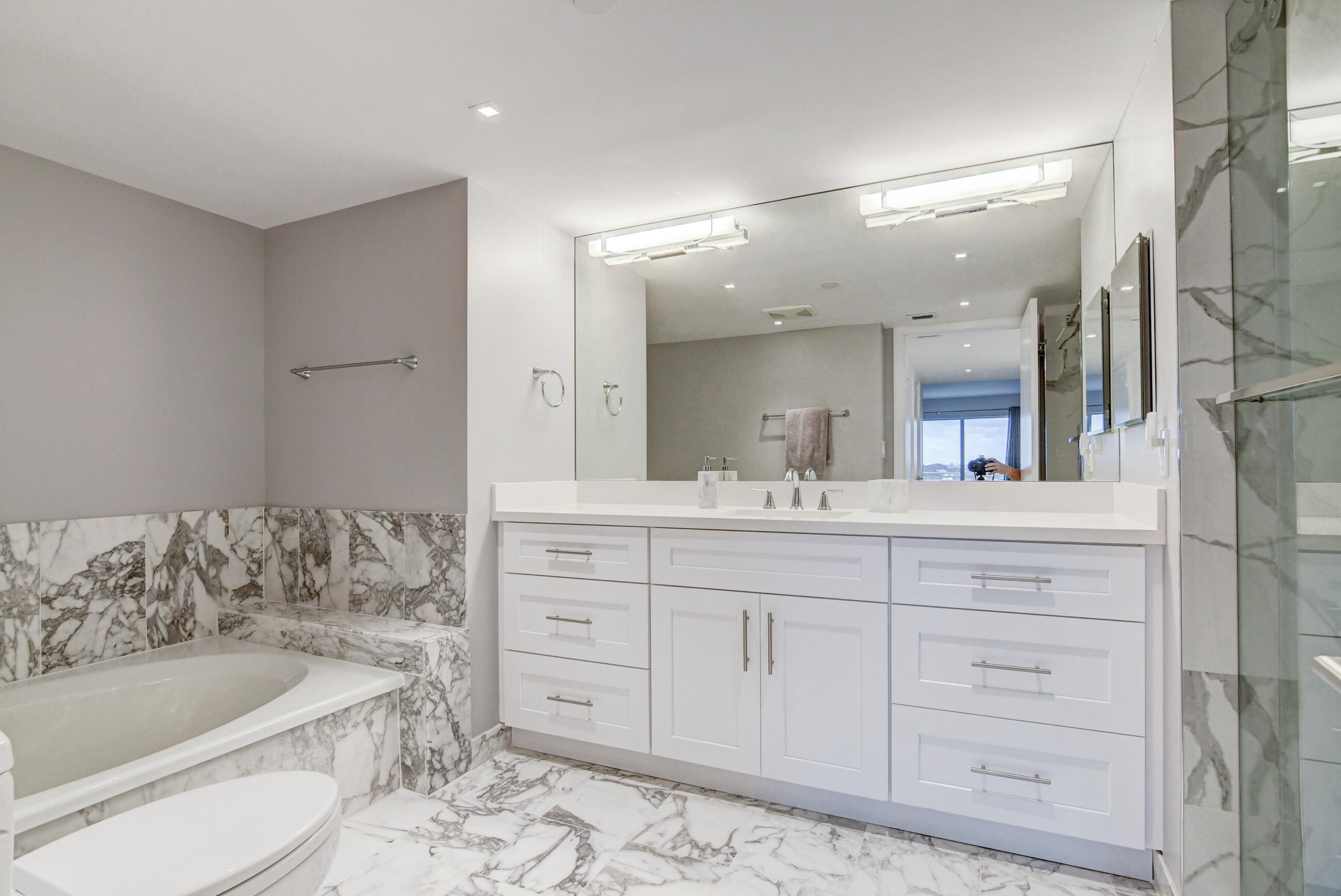 4301 N OCEAN Boulevard 507