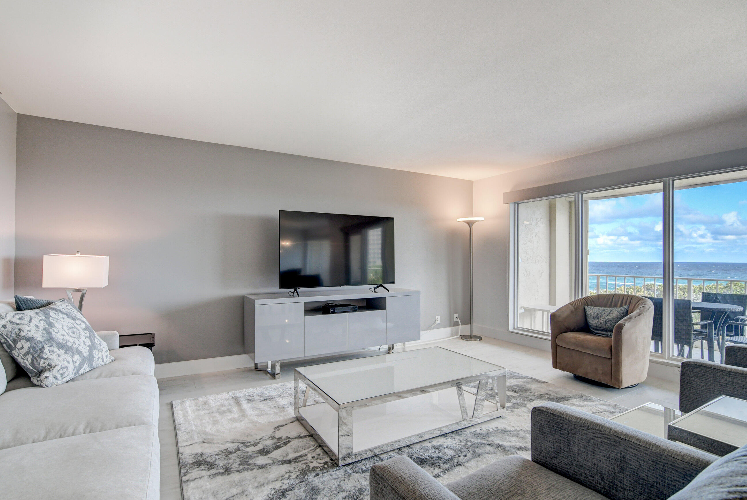 4301 N OCEAN Boulevard 507
