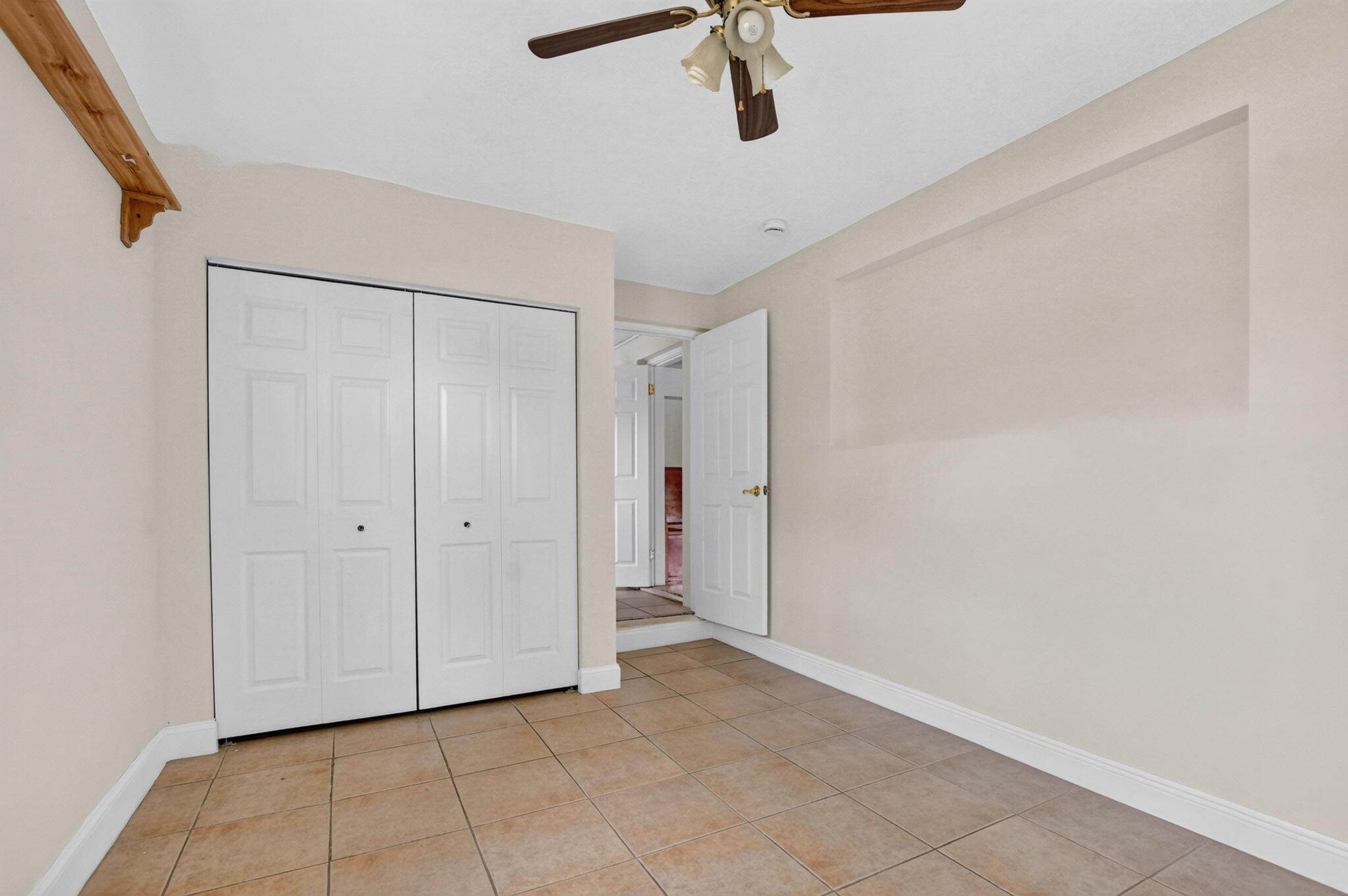 2250 NE 4TH Court
