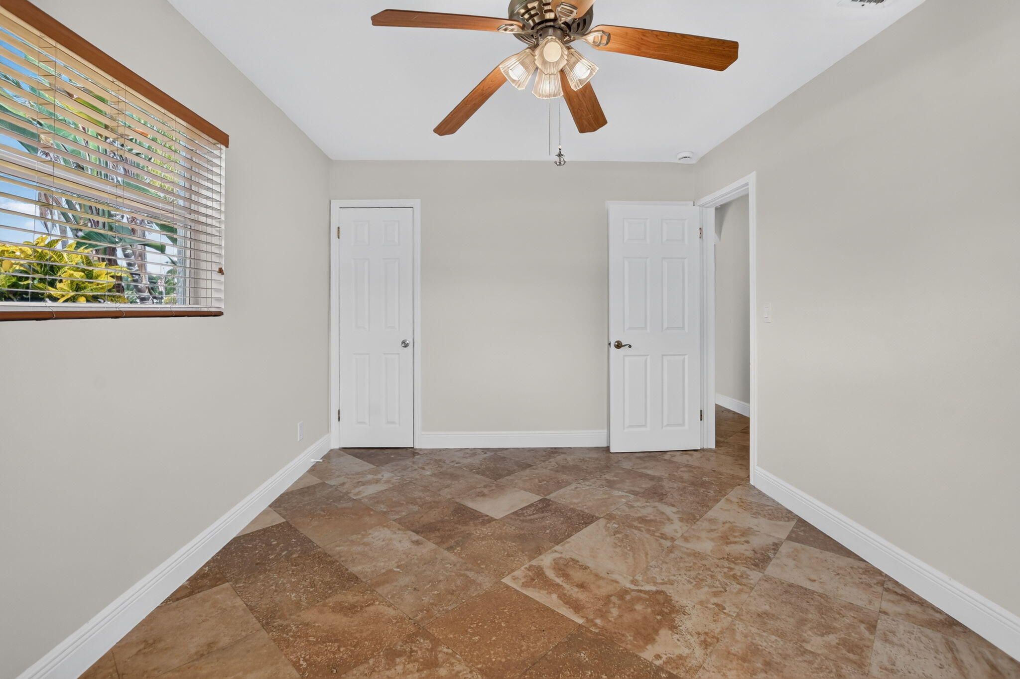 2250 NE 4TH Court