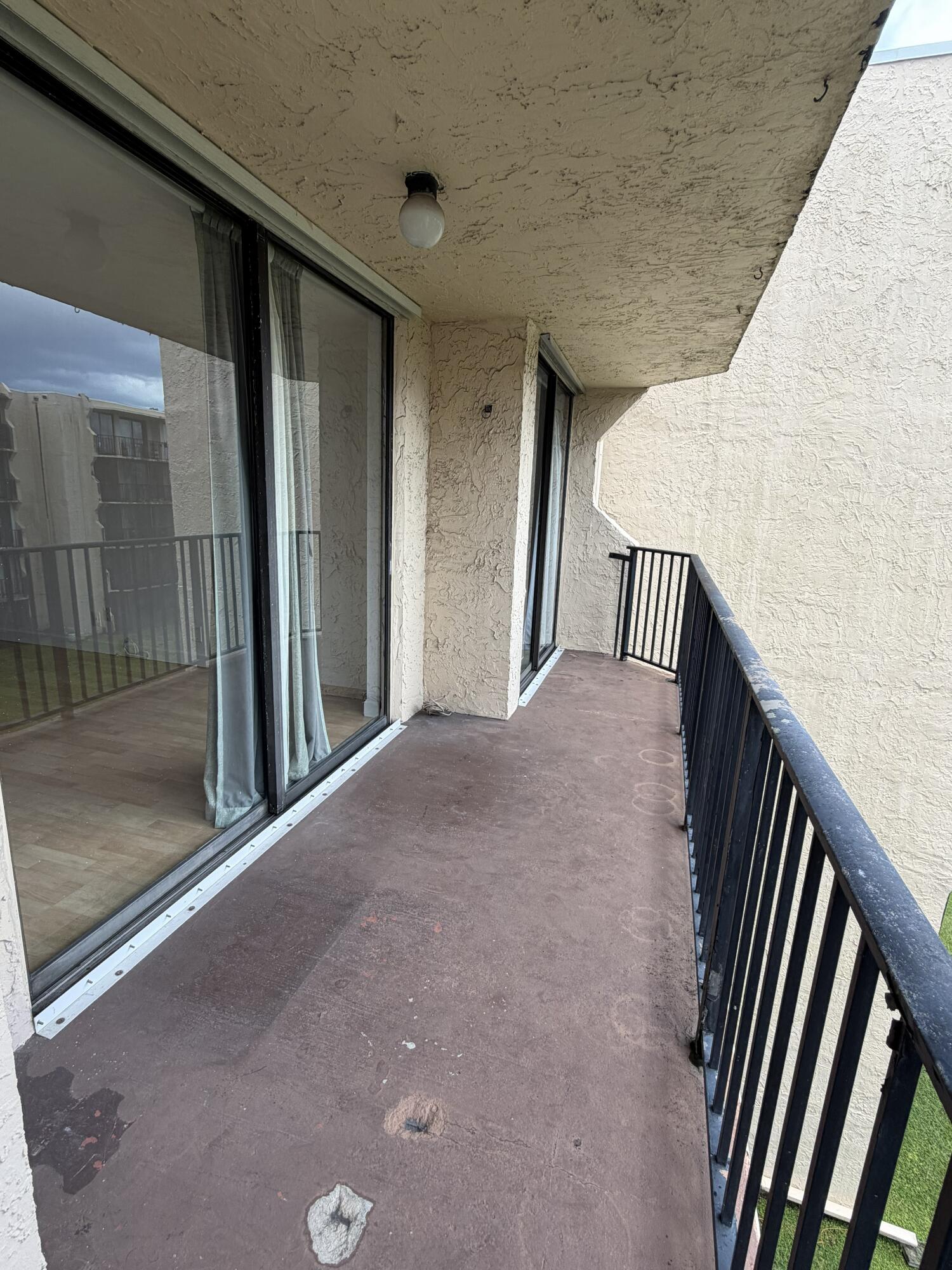 3590 BLUE LAKE Drive 405