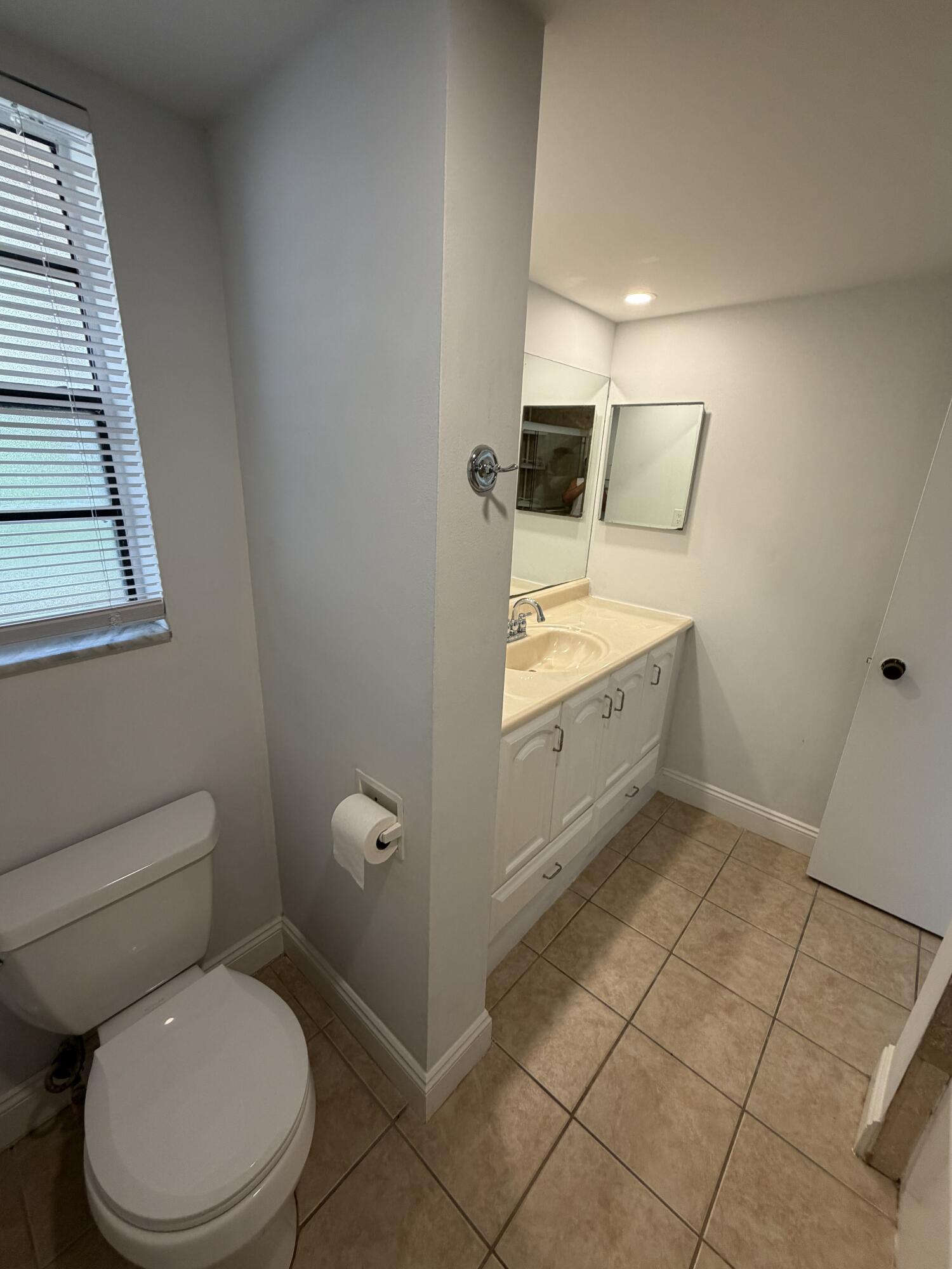 3590 BLUE LAKE Drive 405