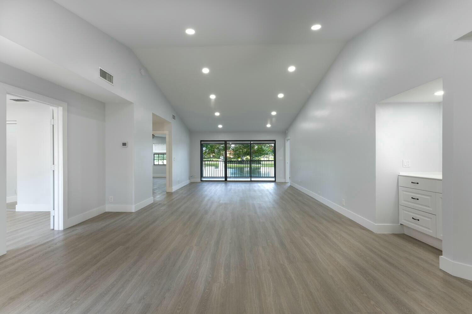22791 Trelawny Terrace F