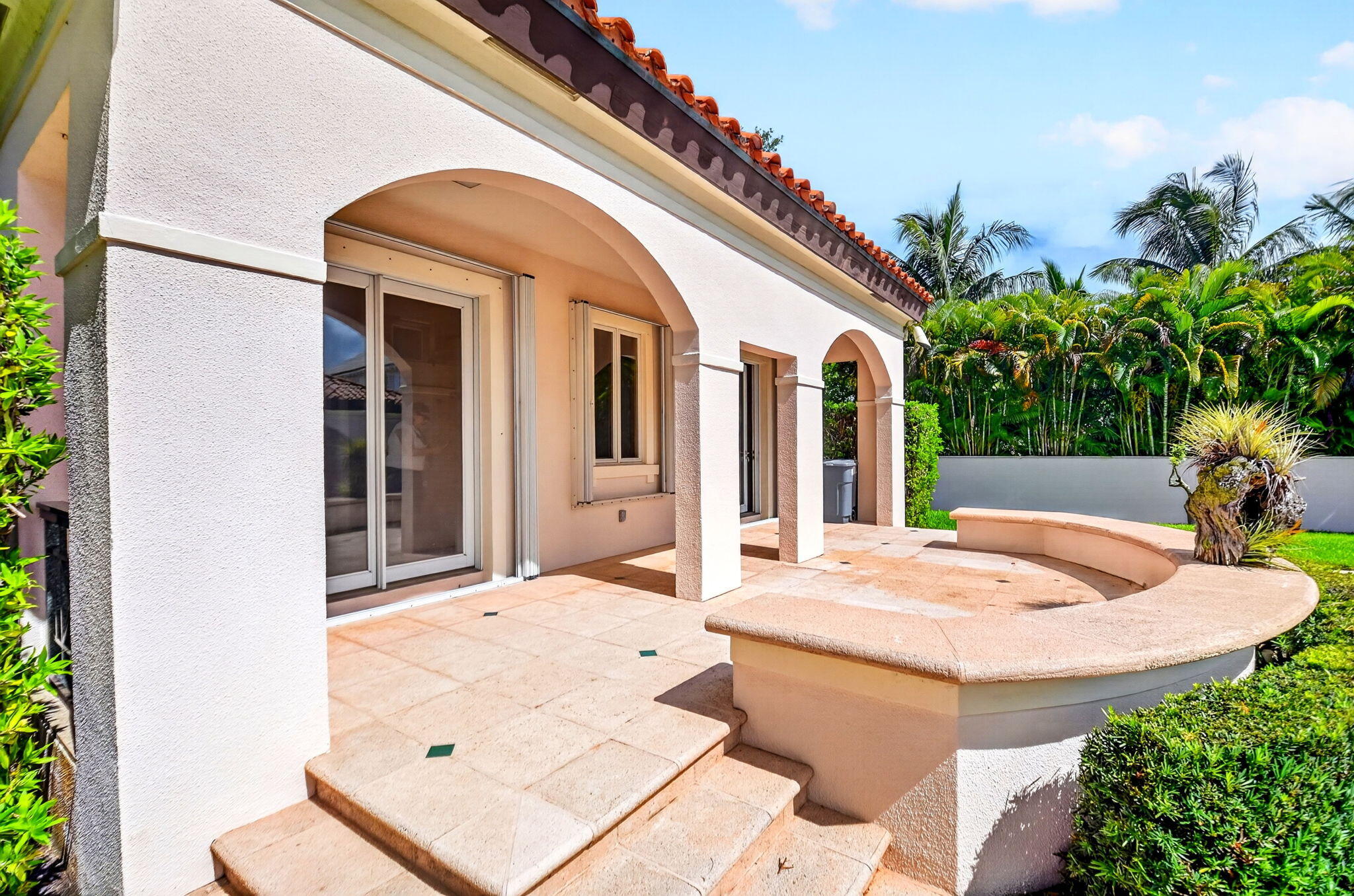 5011 S FLAGLER Drive