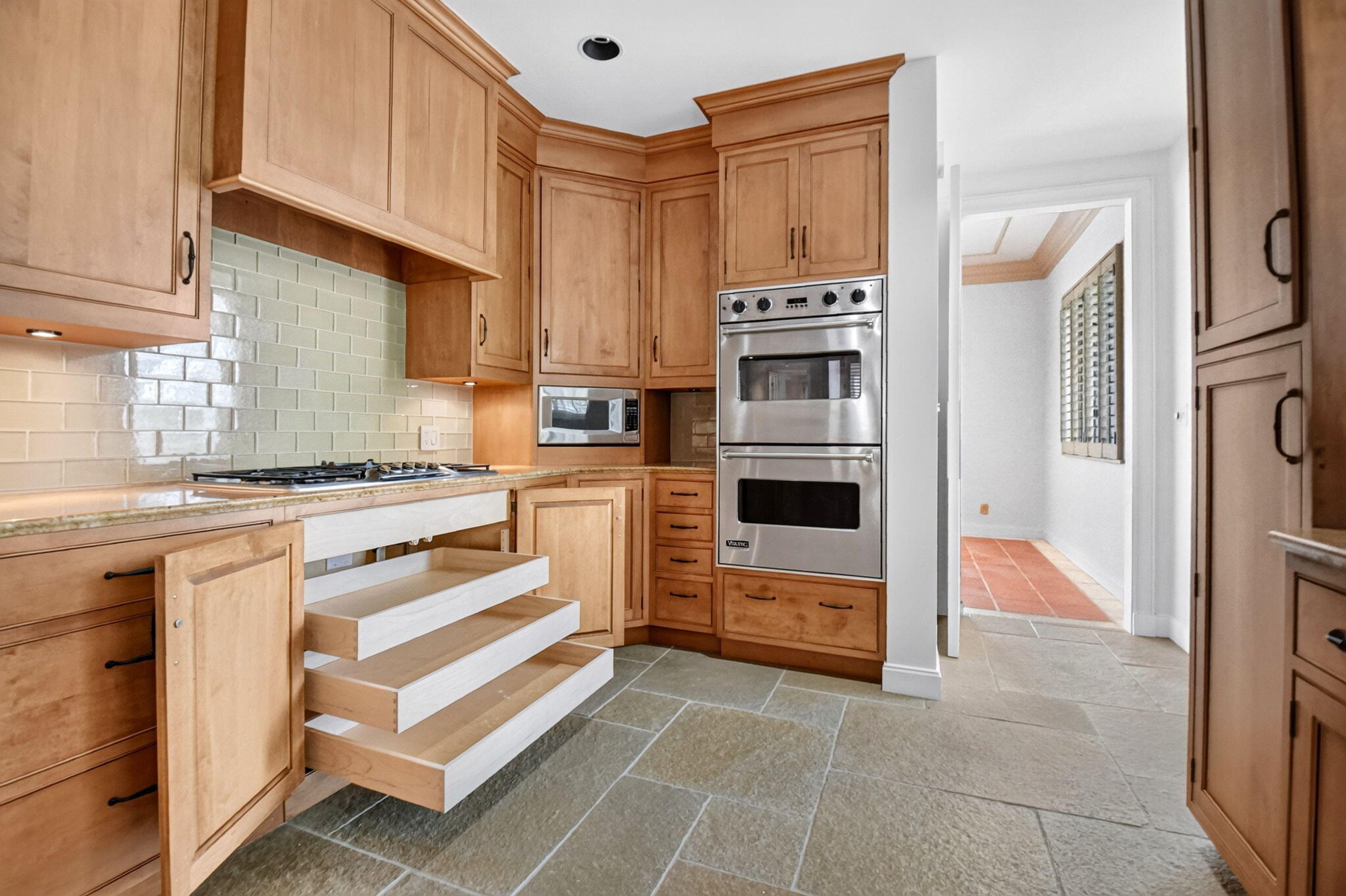 5011 S FLAGLER Drive