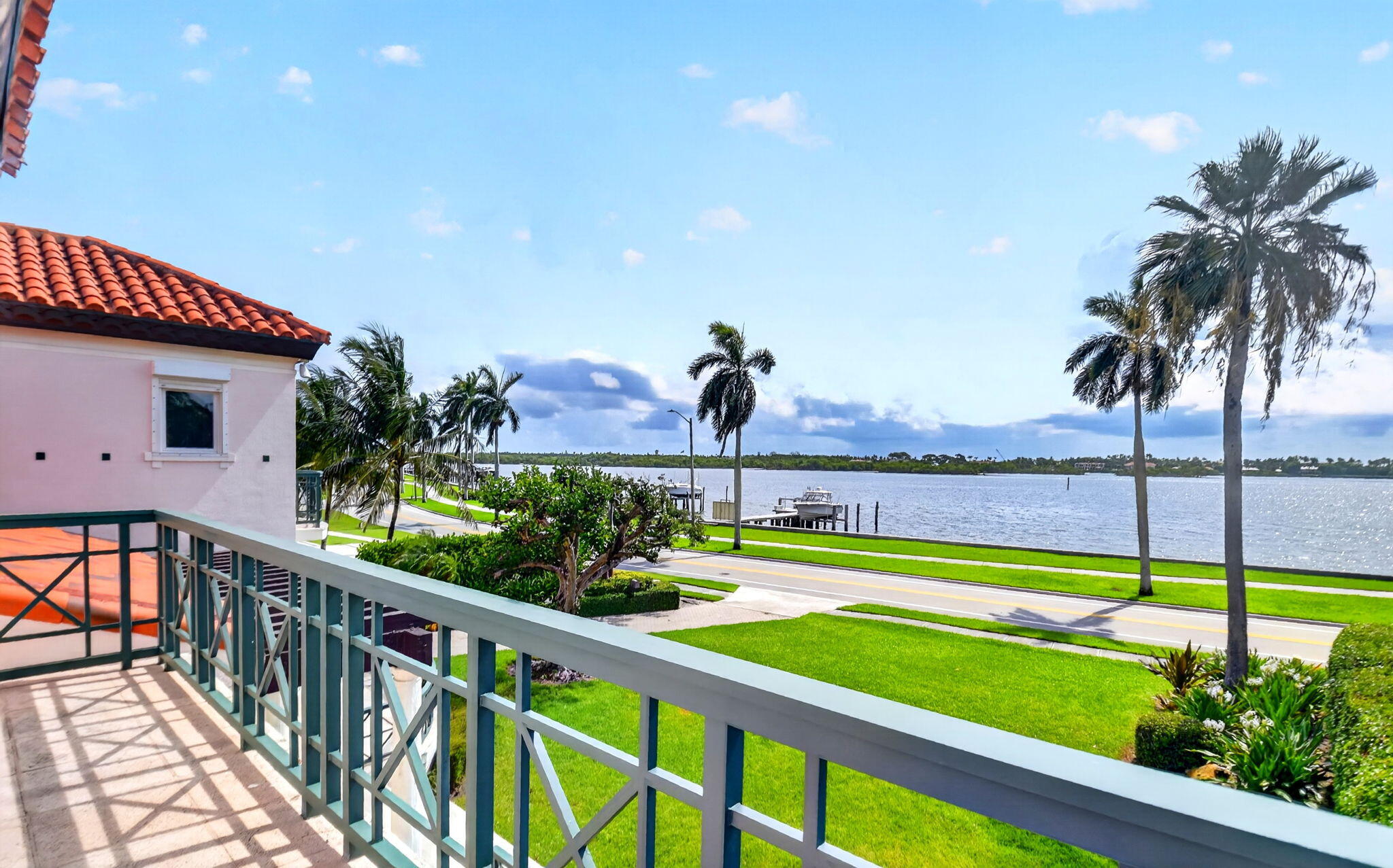 5011 S FLAGLER Drive