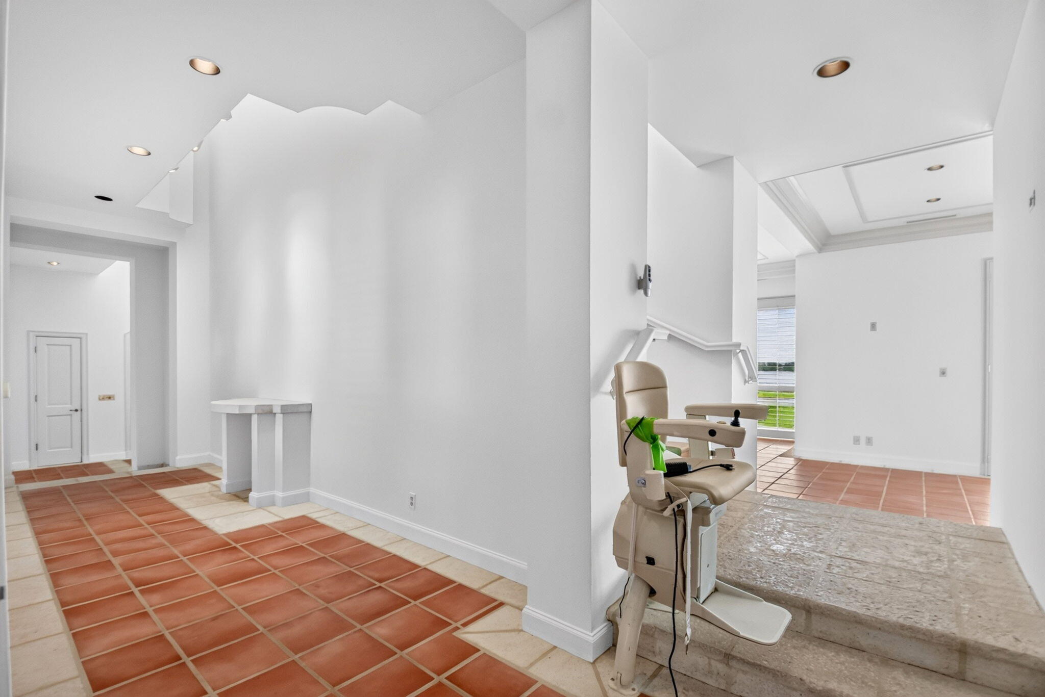 5011 S FLAGLER Drive