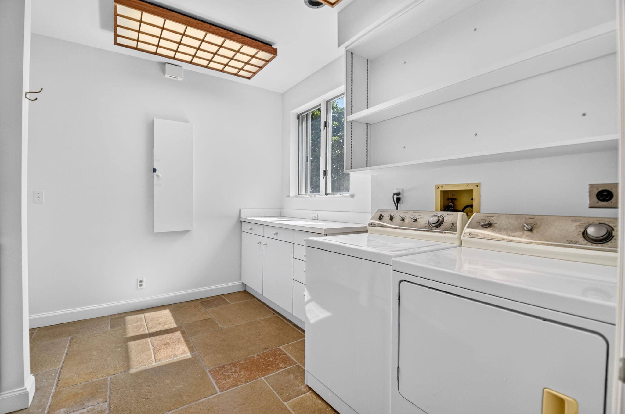 5011 S FLAGLER Drive