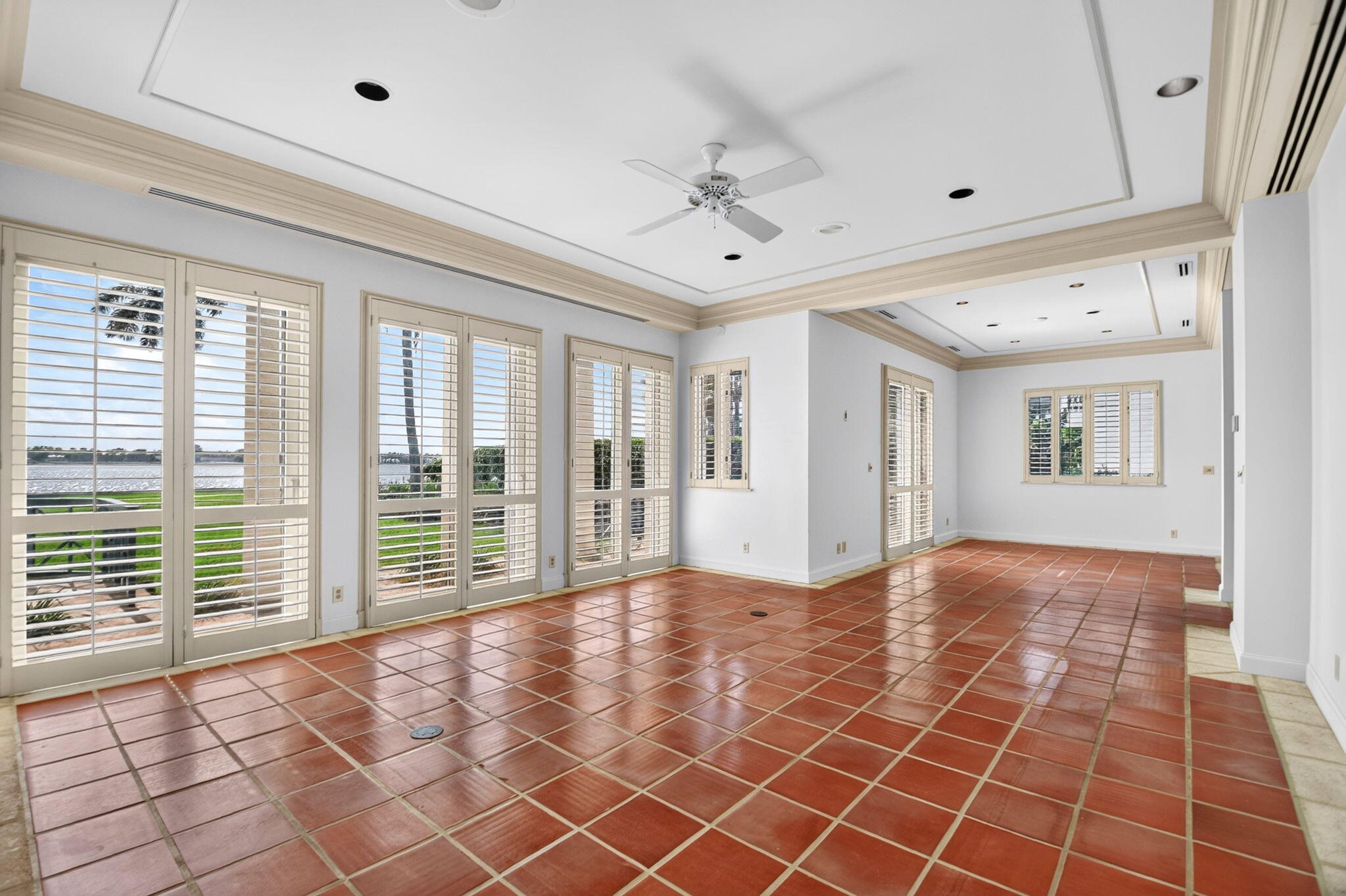 5011 S FLAGLER Drive