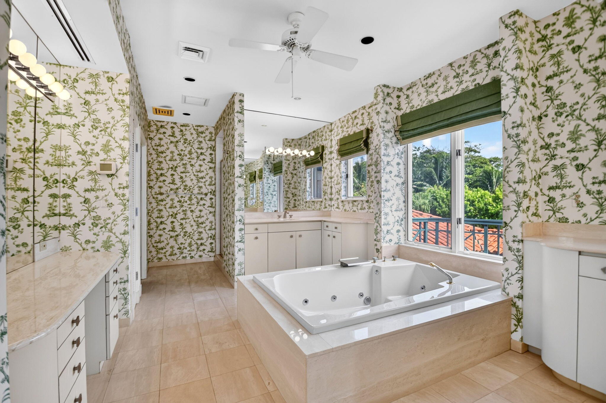 5011 S FLAGLER Drive