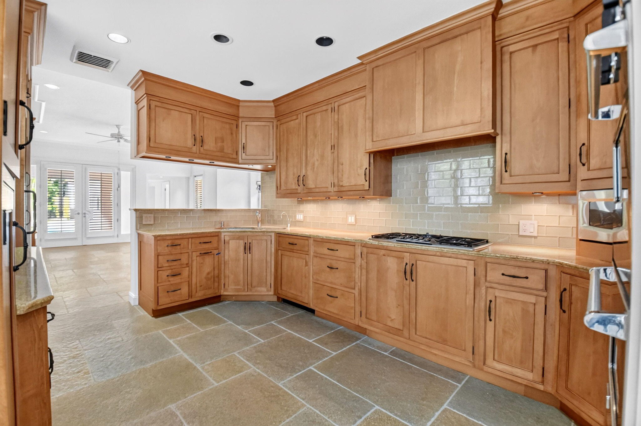 5011 S FLAGLER Drive