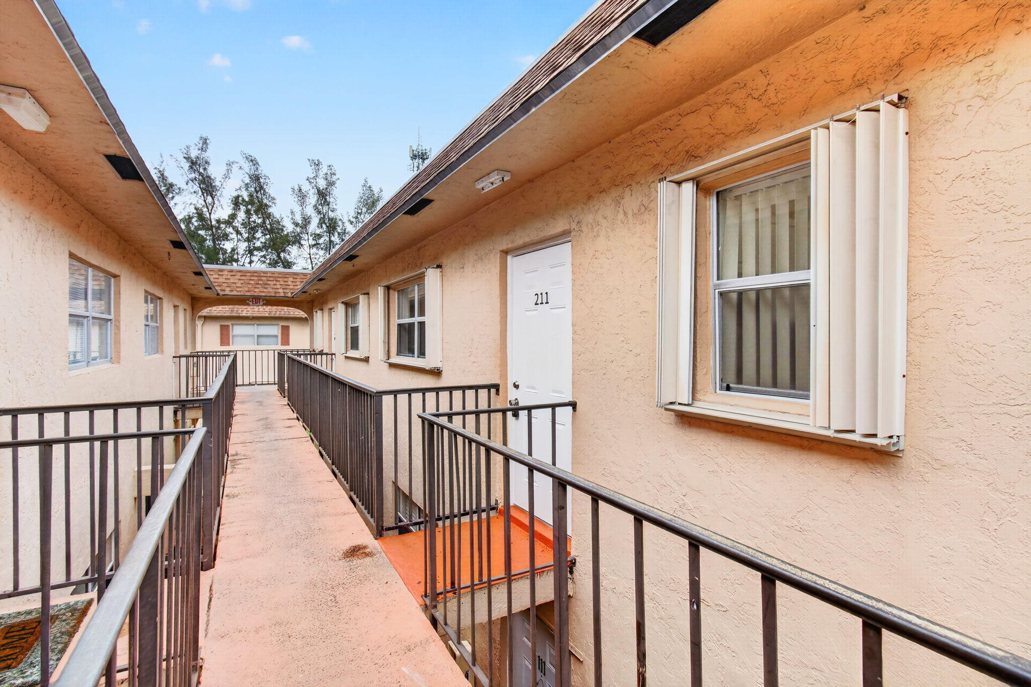 500 SW 2nd Avenue 211