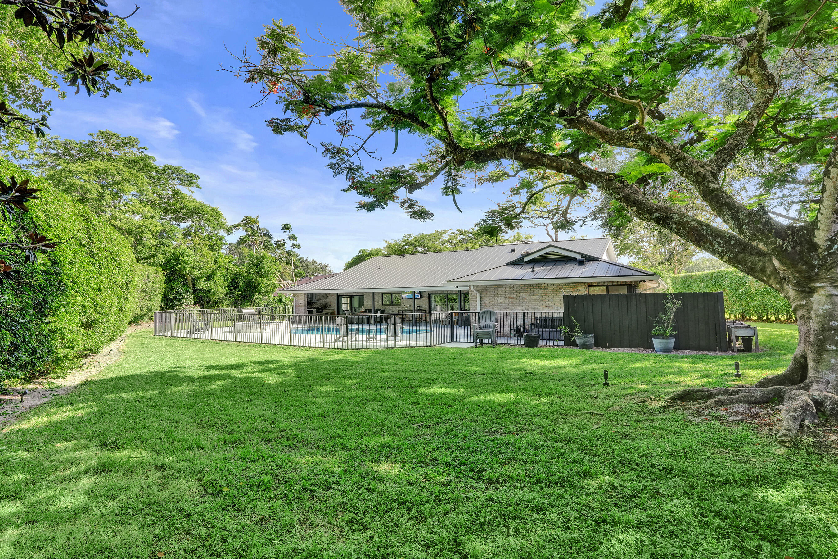 3640 NW 24th Way