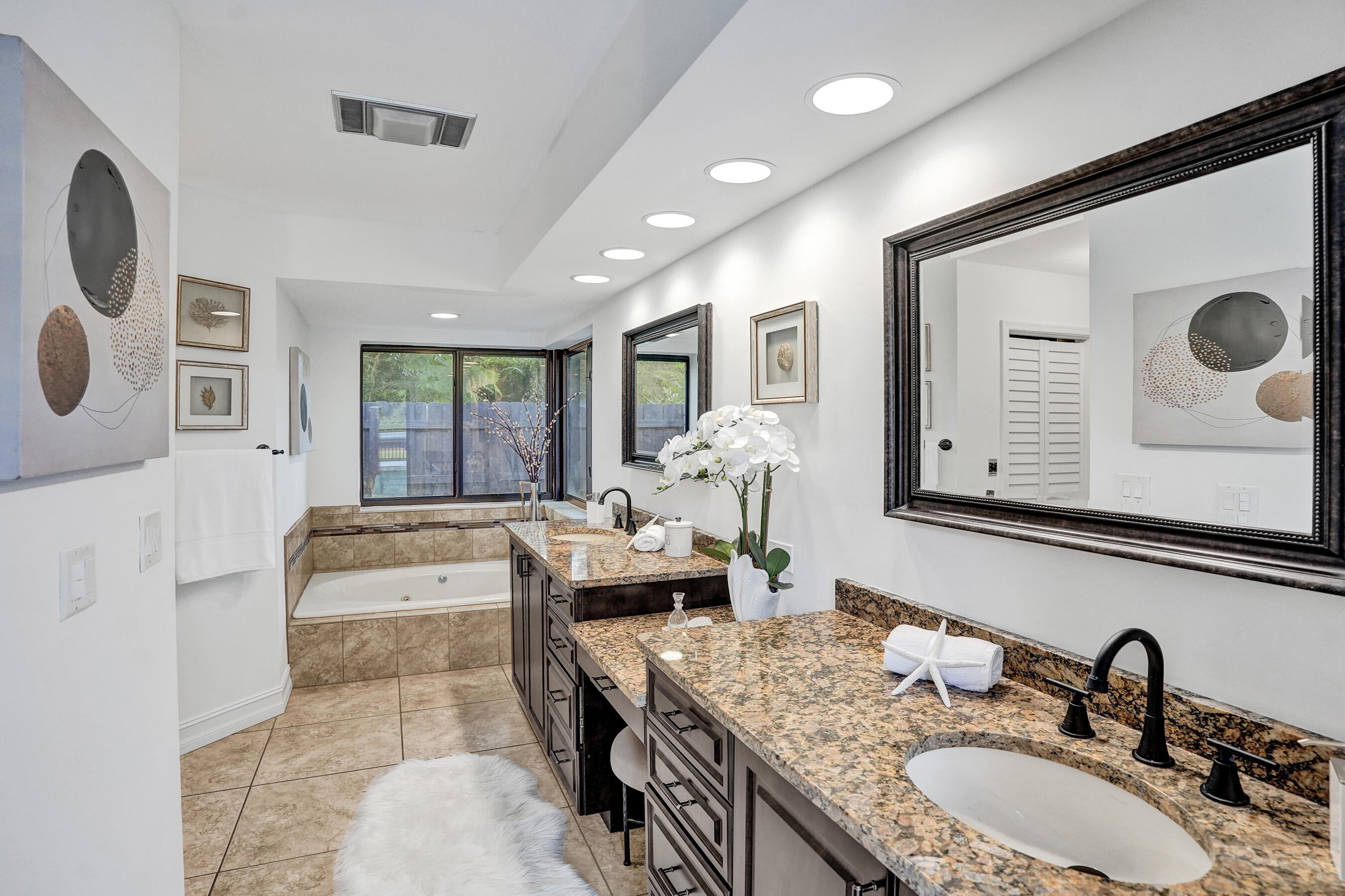 3640 NW 24th Way