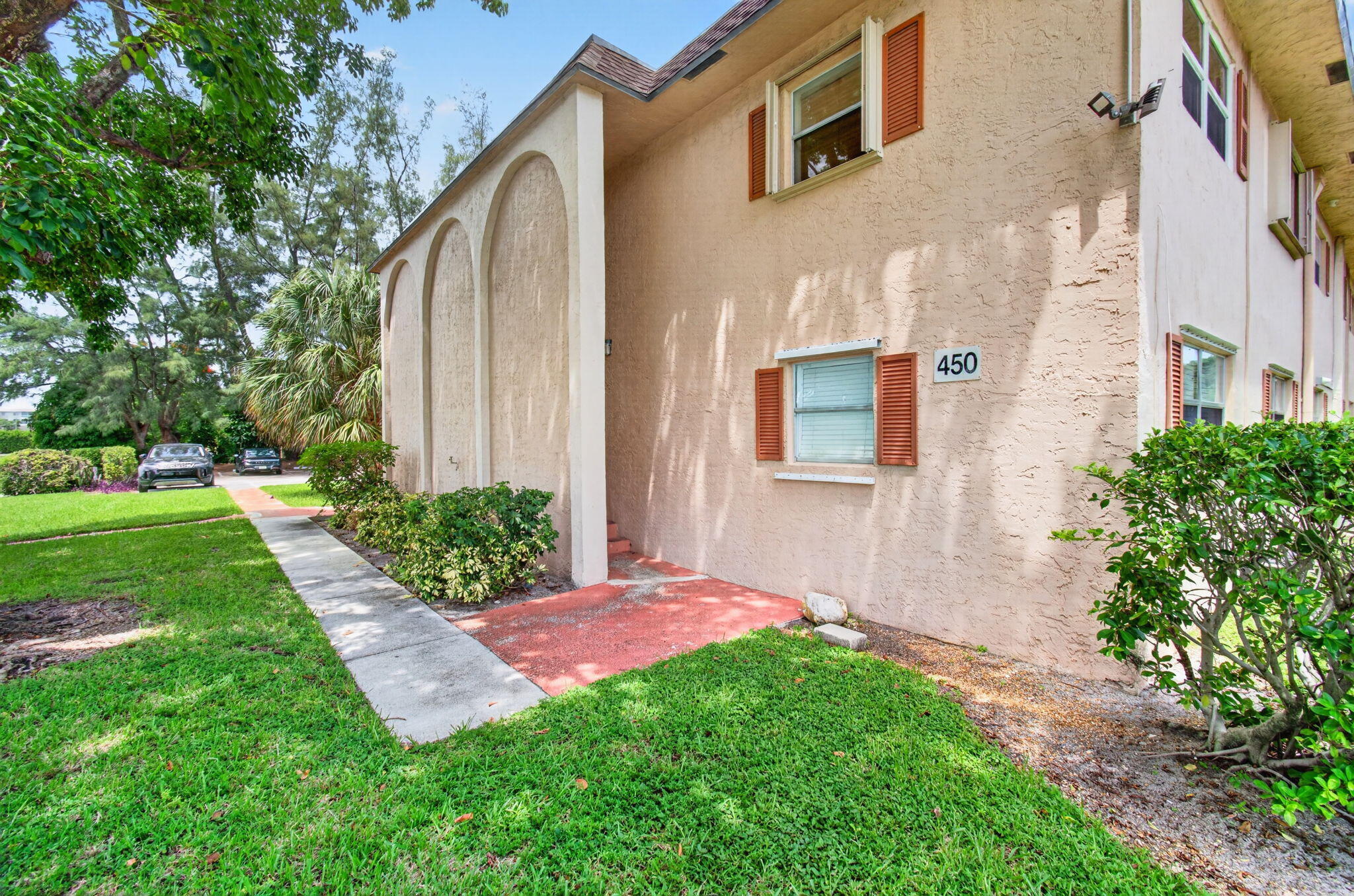 450 SW 2ND Avenue 205