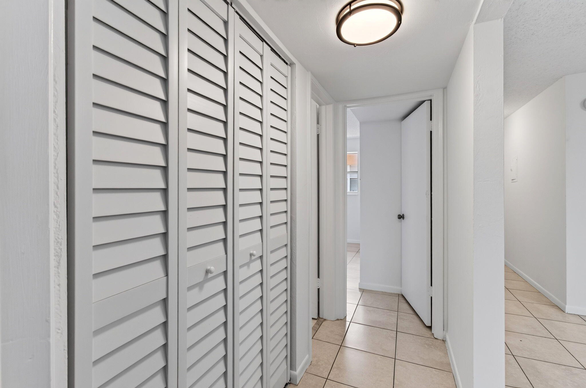 450 SW 2ND Avenue 205