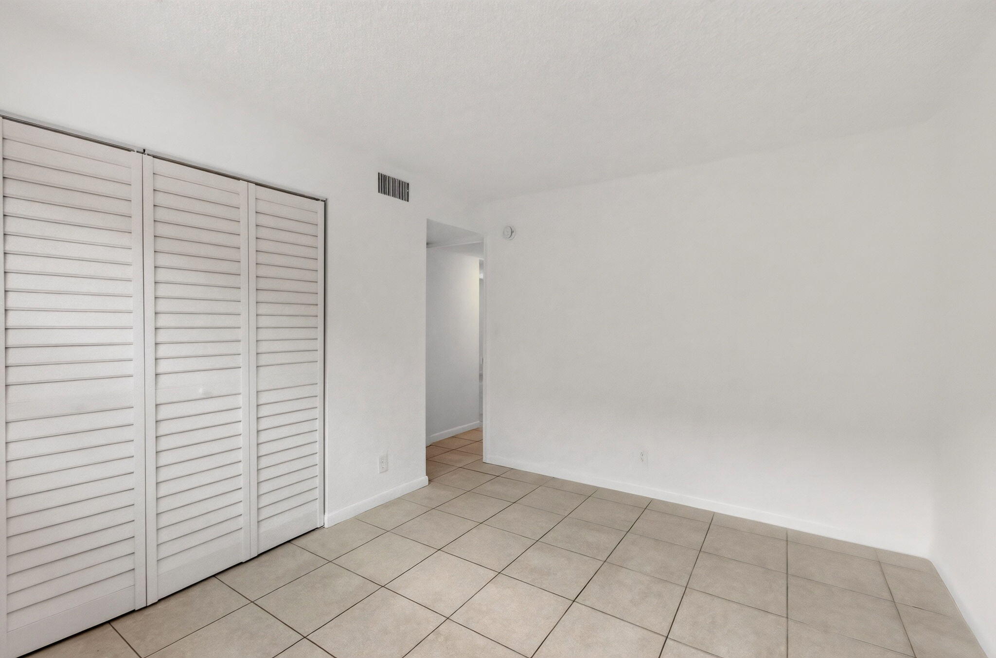 450 SW 2ND Avenue 205