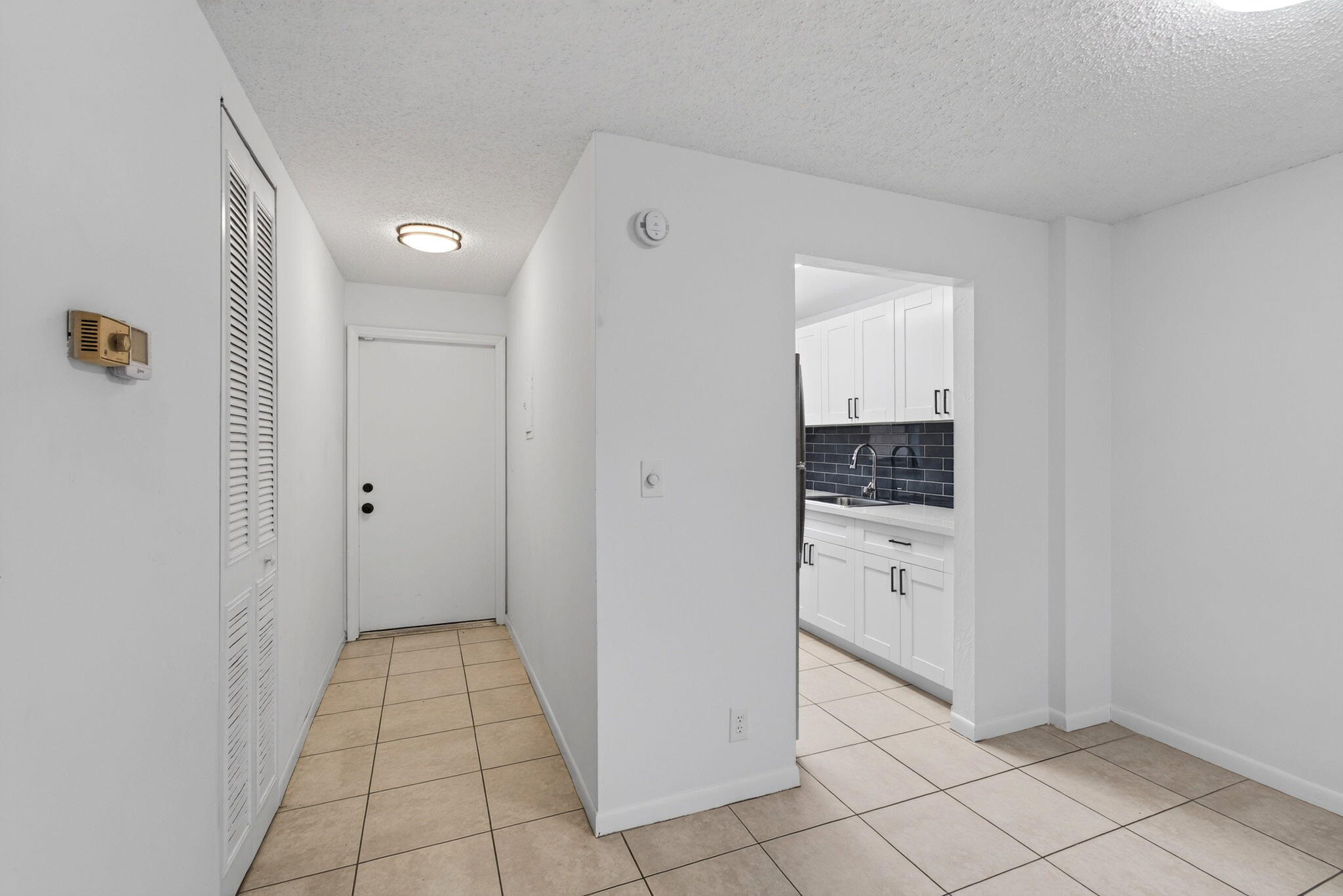 450 SW 2ND Avenue 205