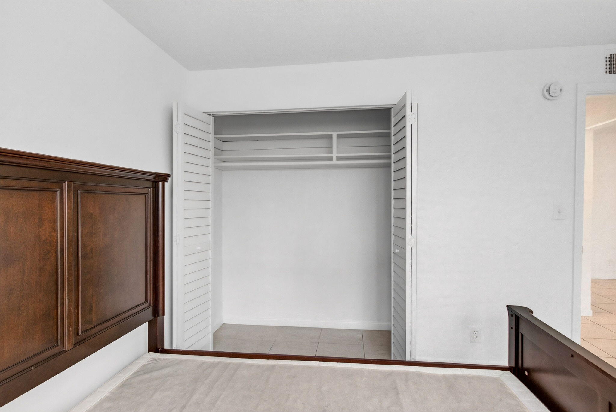 450 SW 2ND Avenue 205