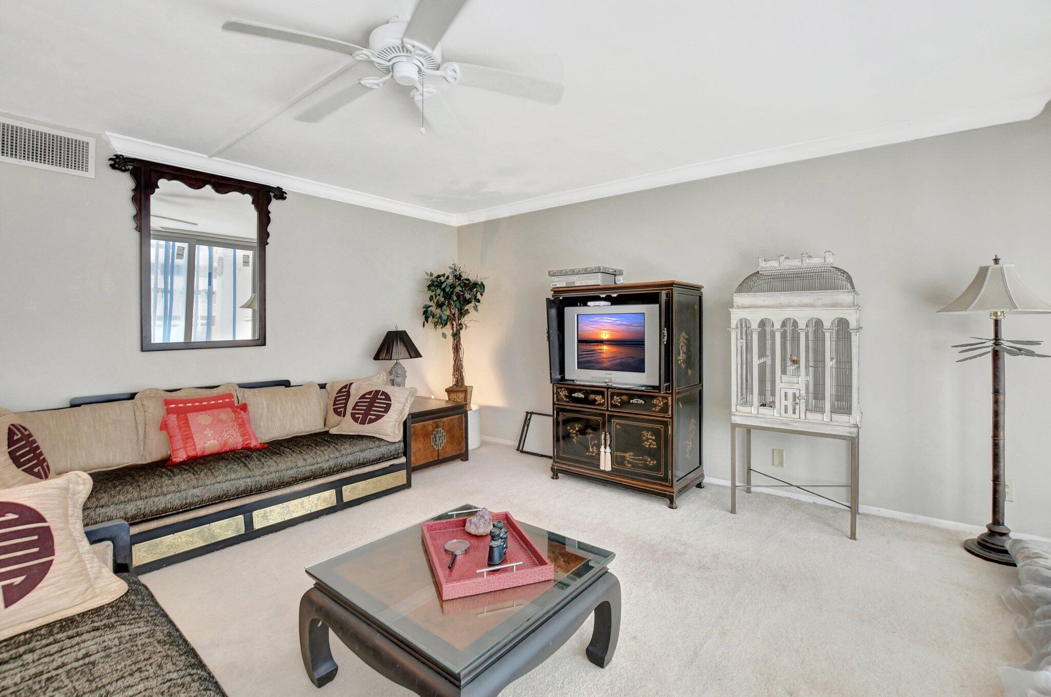 1180 S OCEAN Boulevard 0025