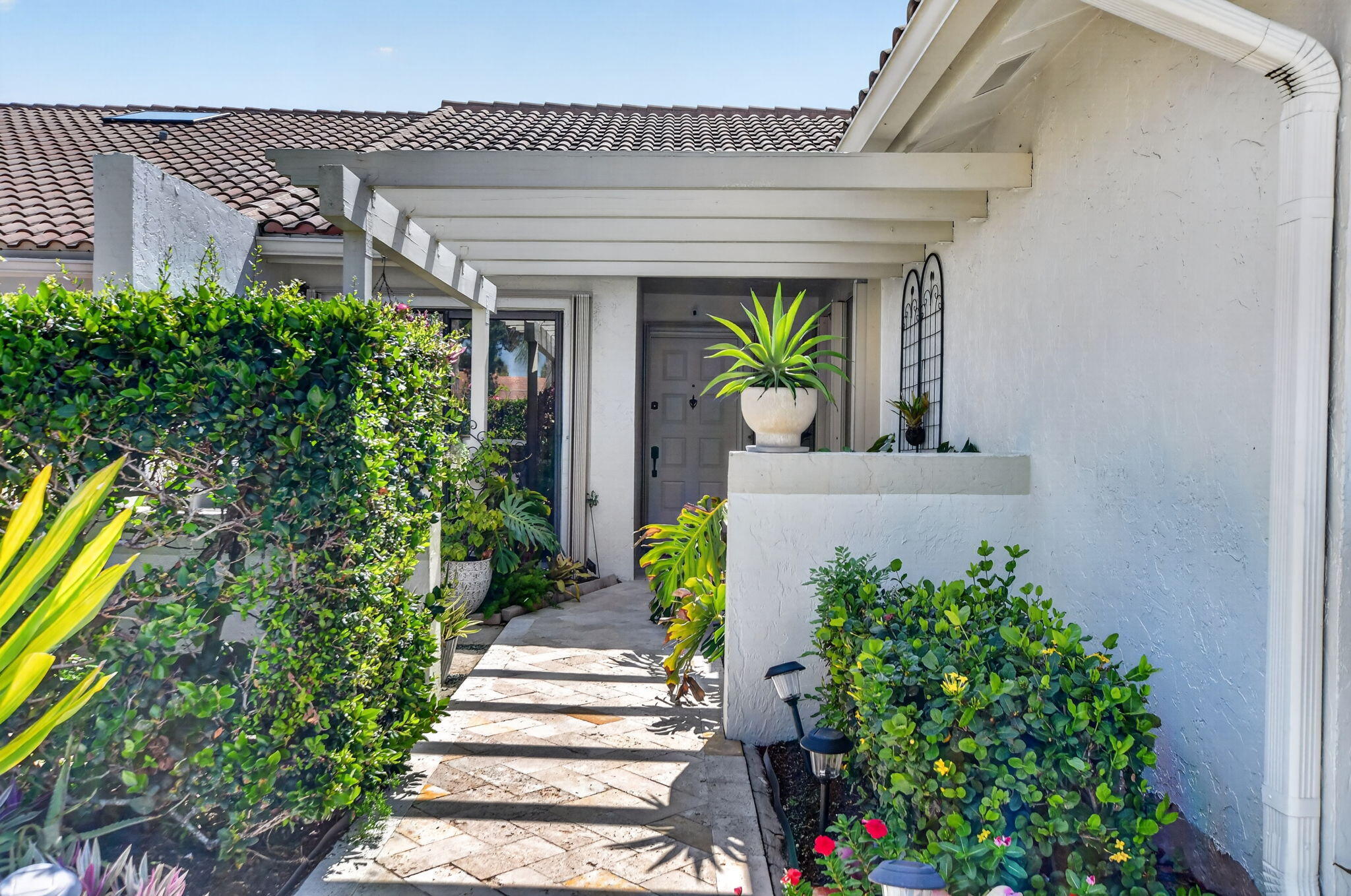 21616 Guadalajara Avenue