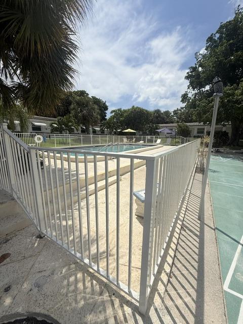 2060 NE 1ST Street 9