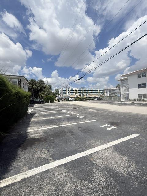 2060 NE 1ST Street 9