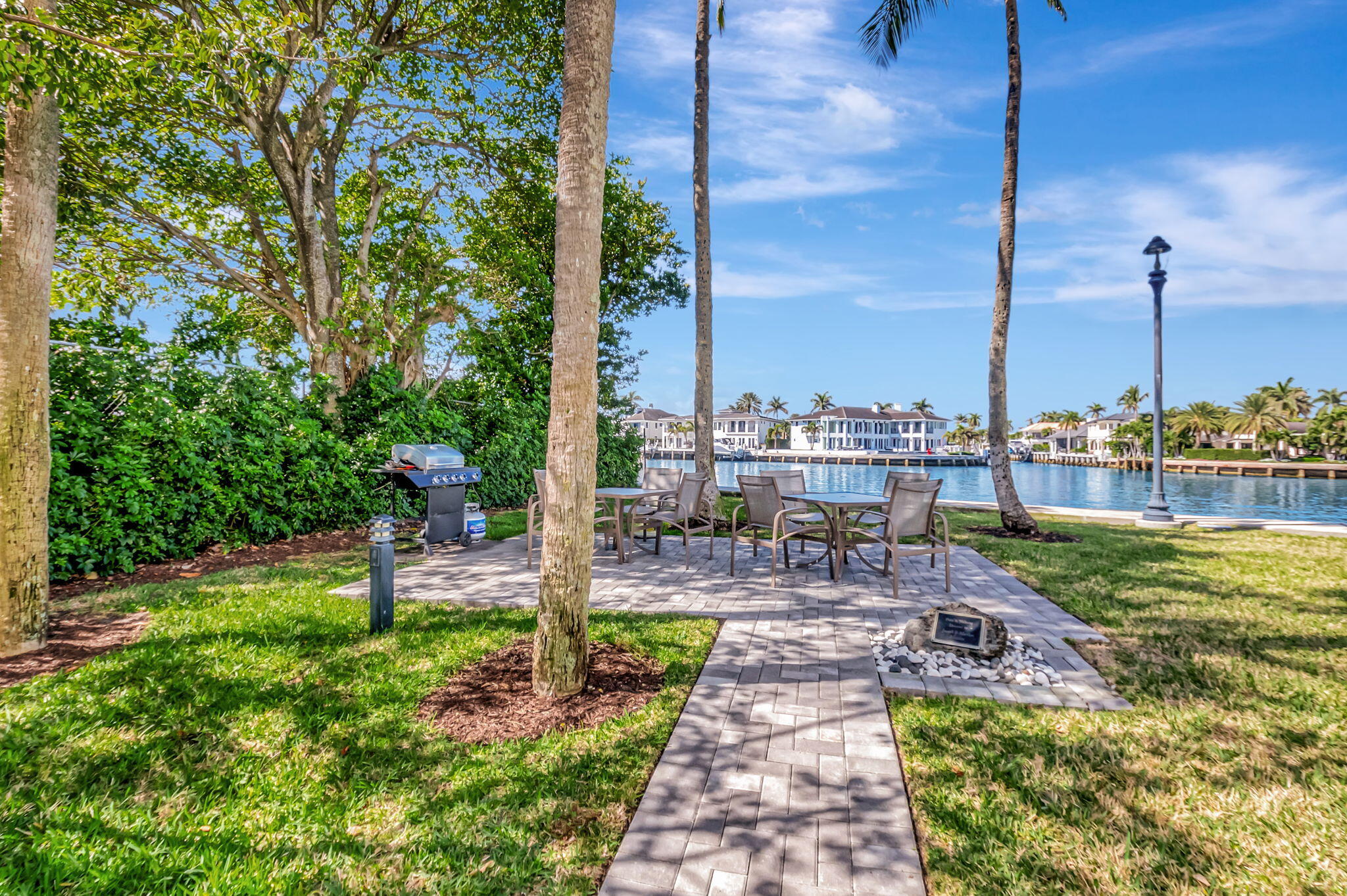 2871 N OCEAN Boulevard N V345