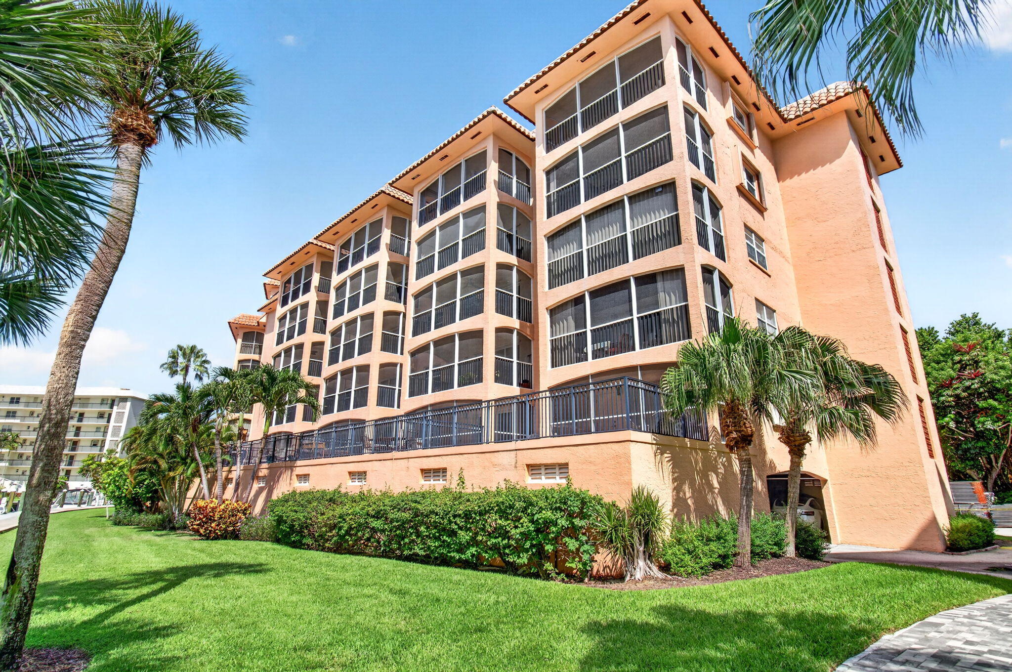 2871 N OCEAN Boulevard N V345
