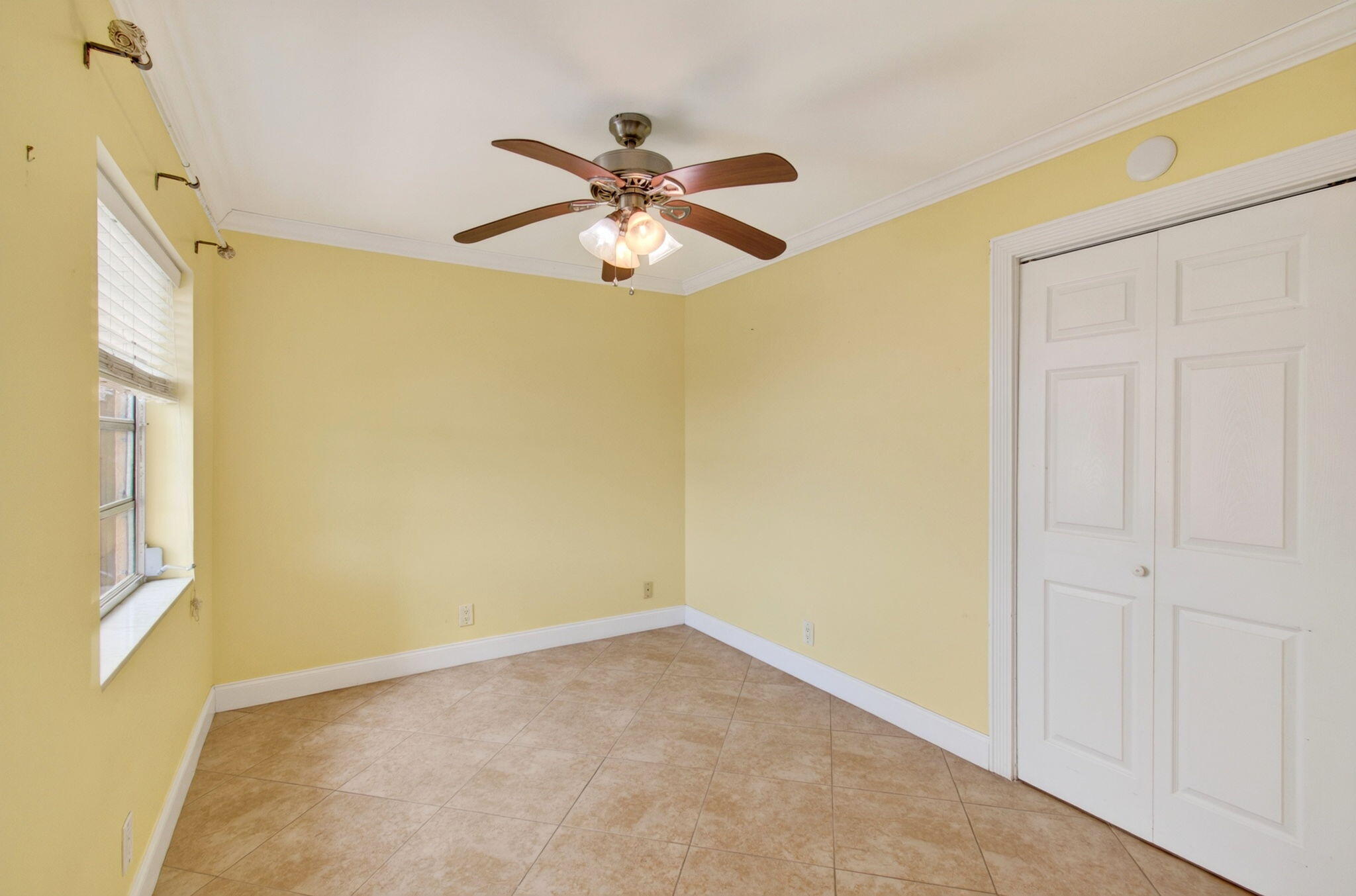 2871 N OCEAN Boulevard N V345