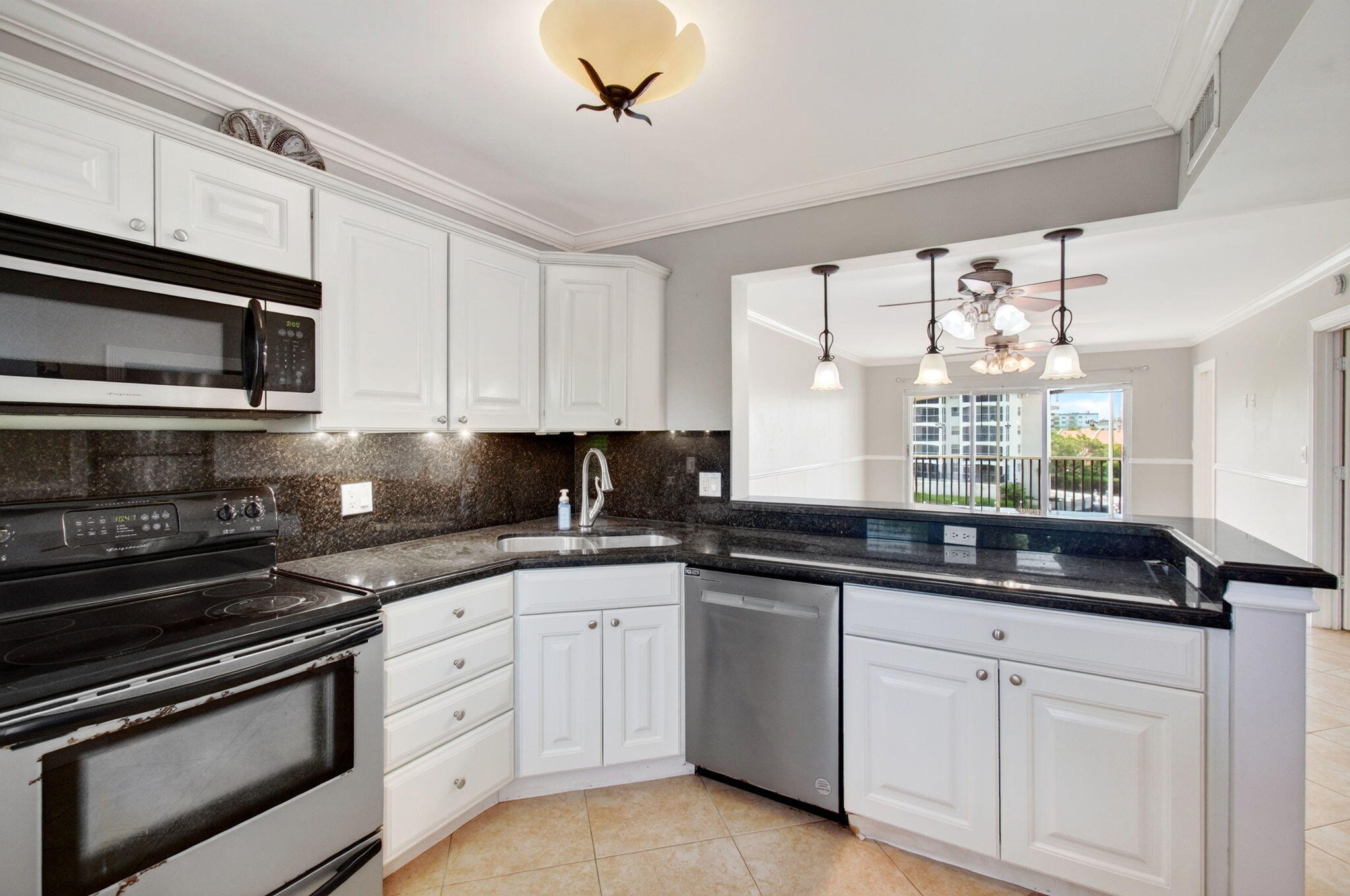 2871 N OCEAN Boulevard N V345