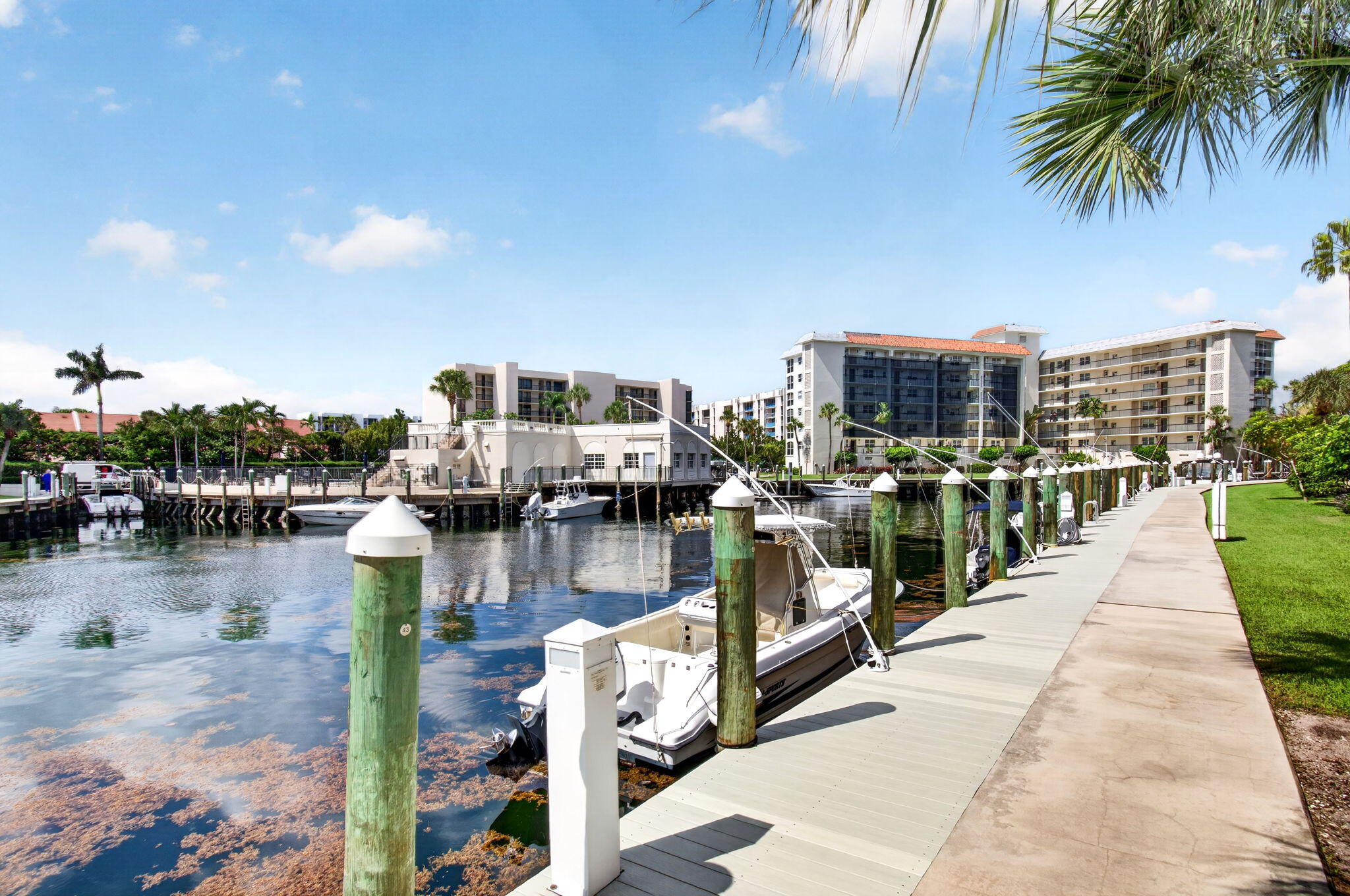 2871 N OCEAN Boulevard N V345
