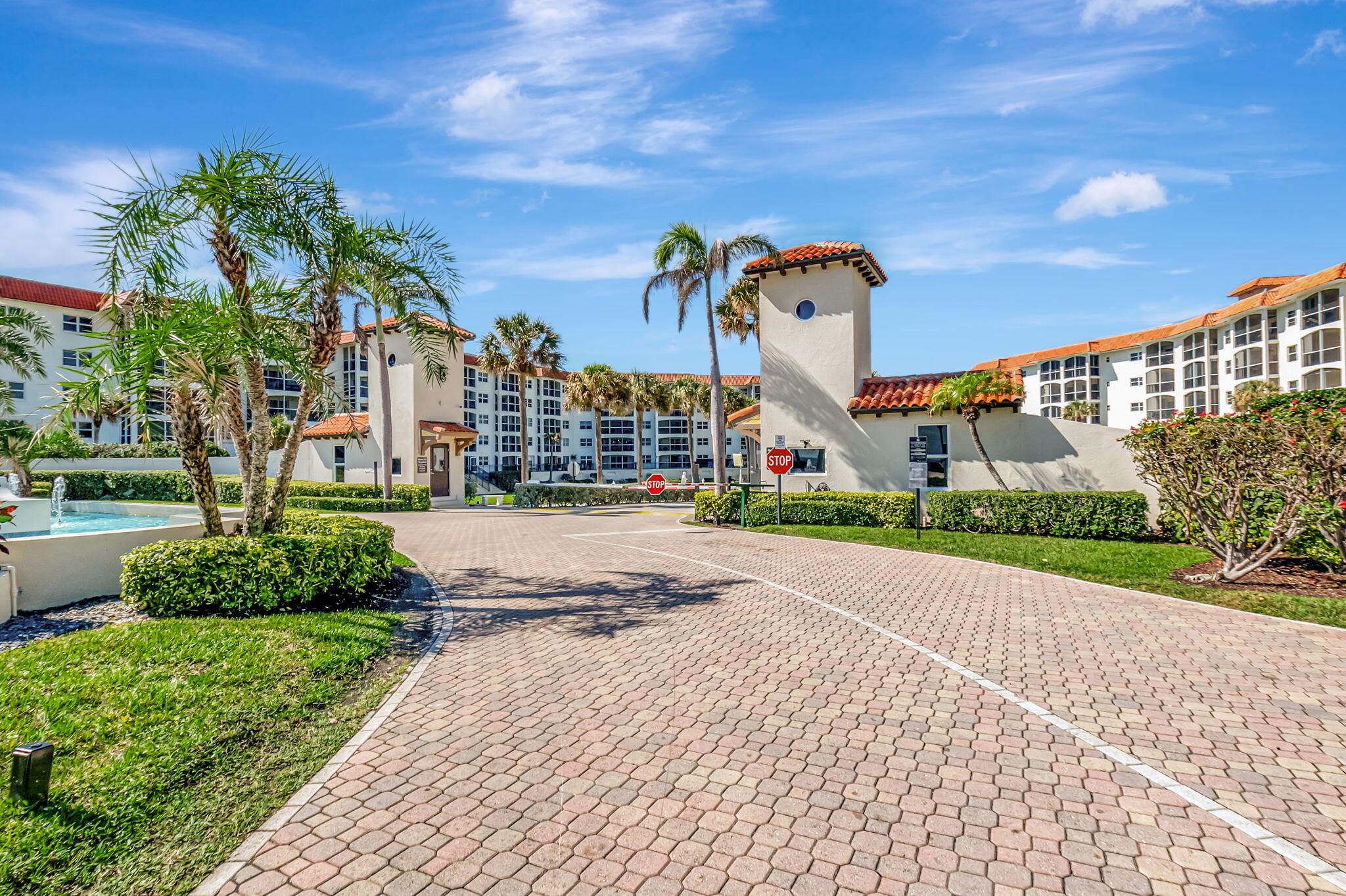 2871 N OCEAN Boulevard N V345