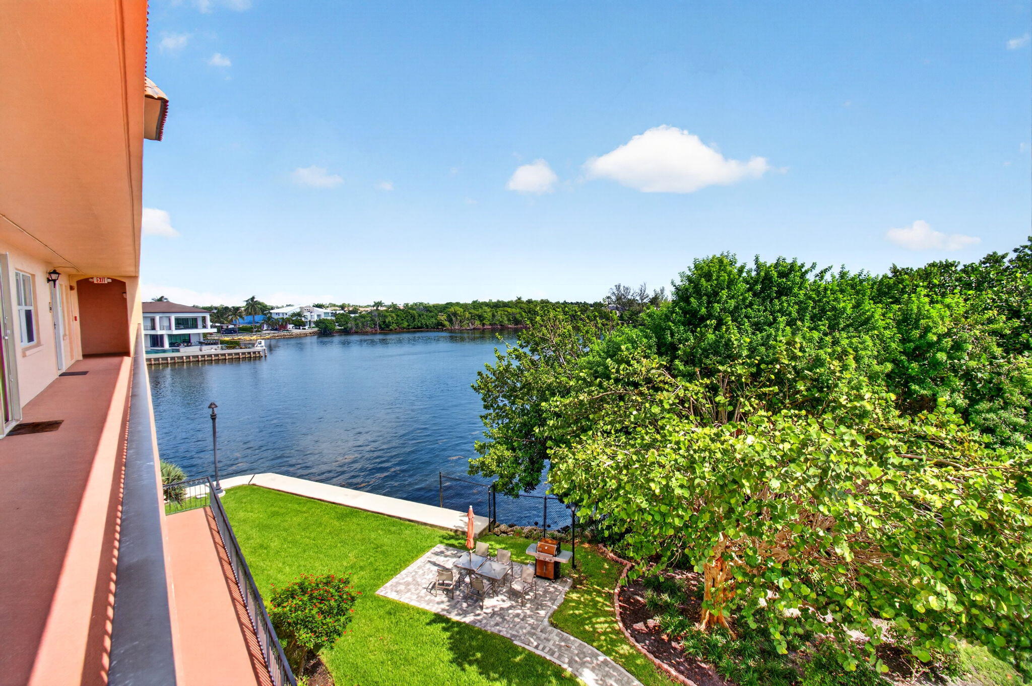 2871 N OCEAN Boulevard N V345