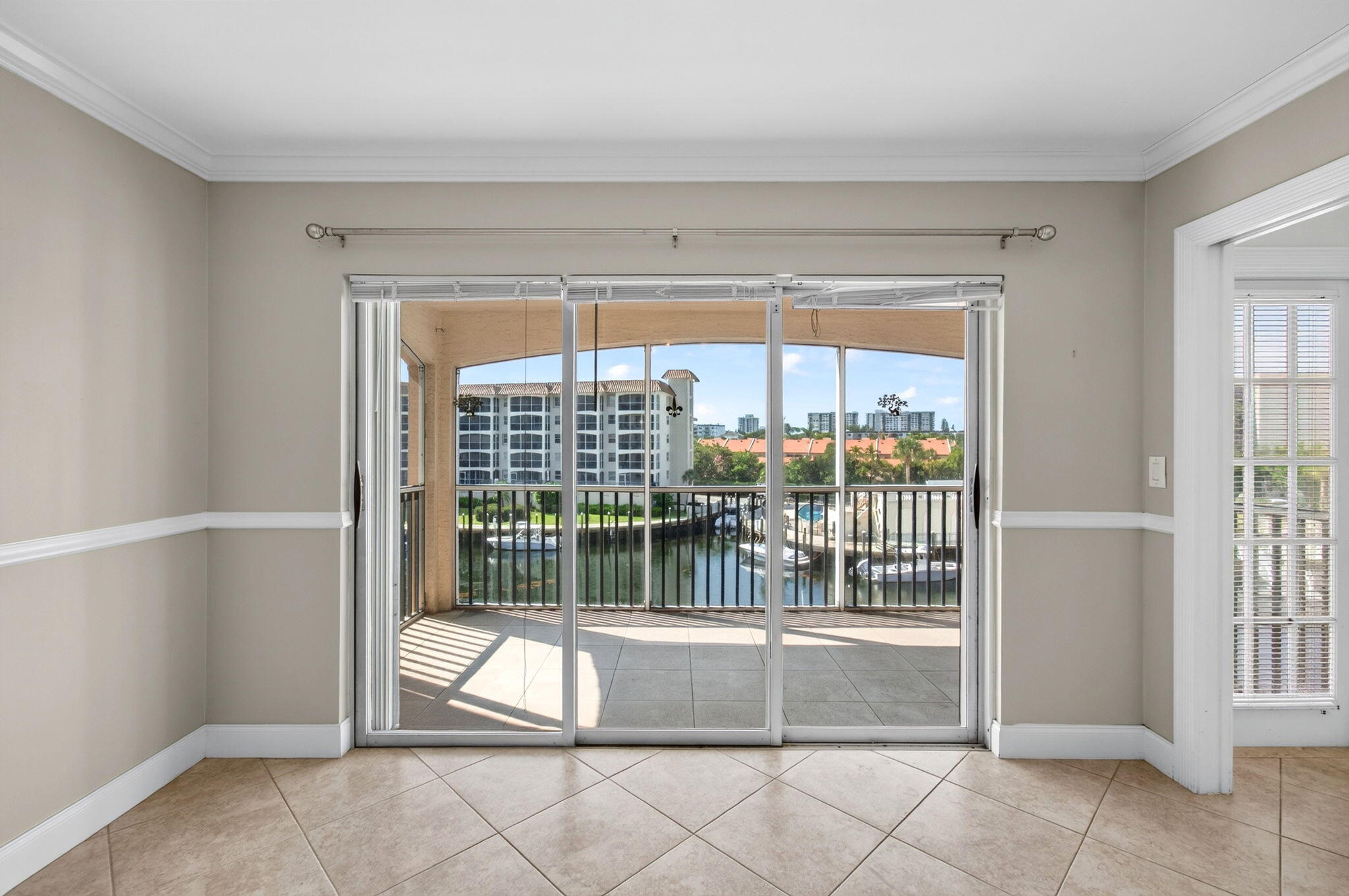 2871 N OCEAN Boulevard N V345