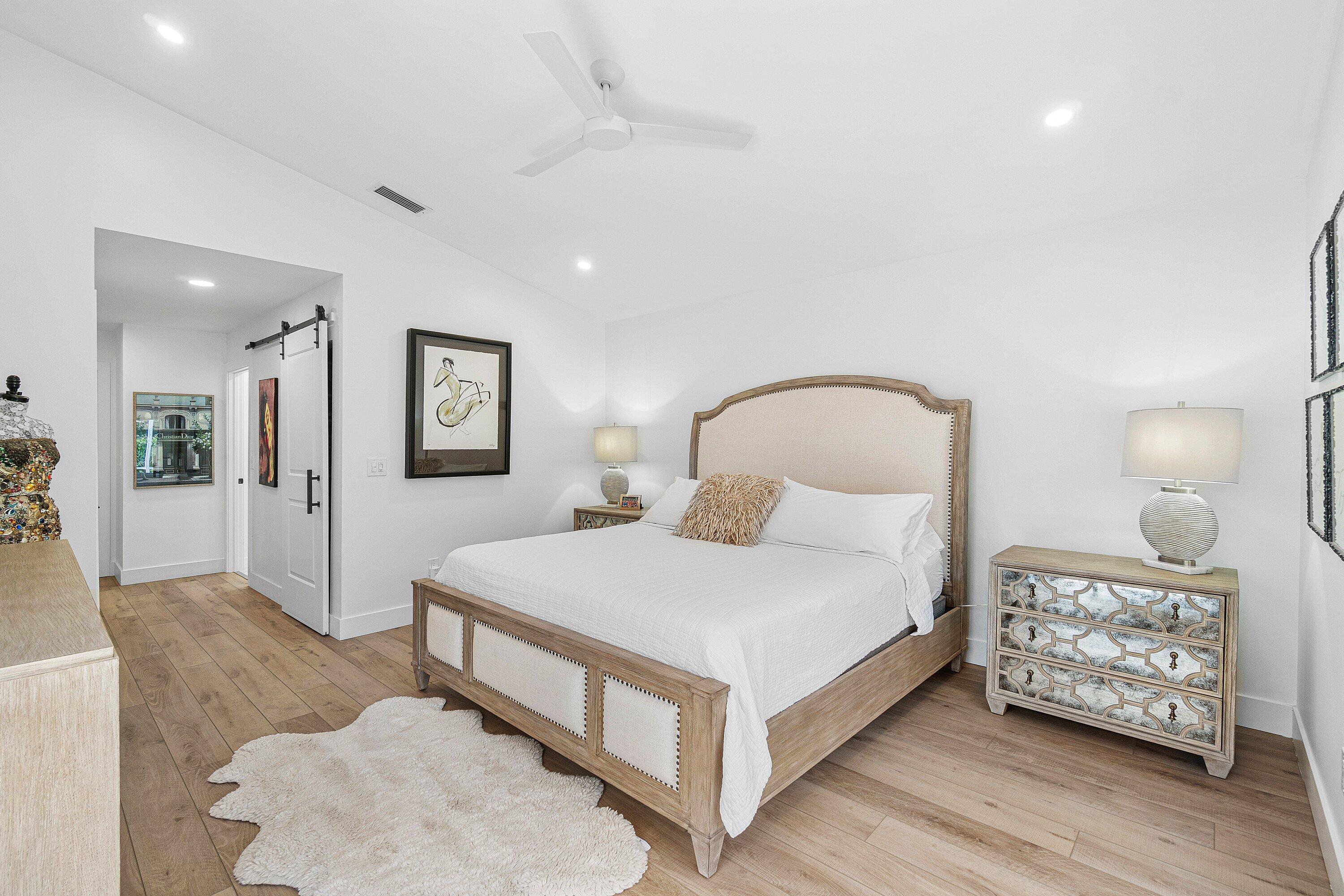 7164 VIA PALOMAR