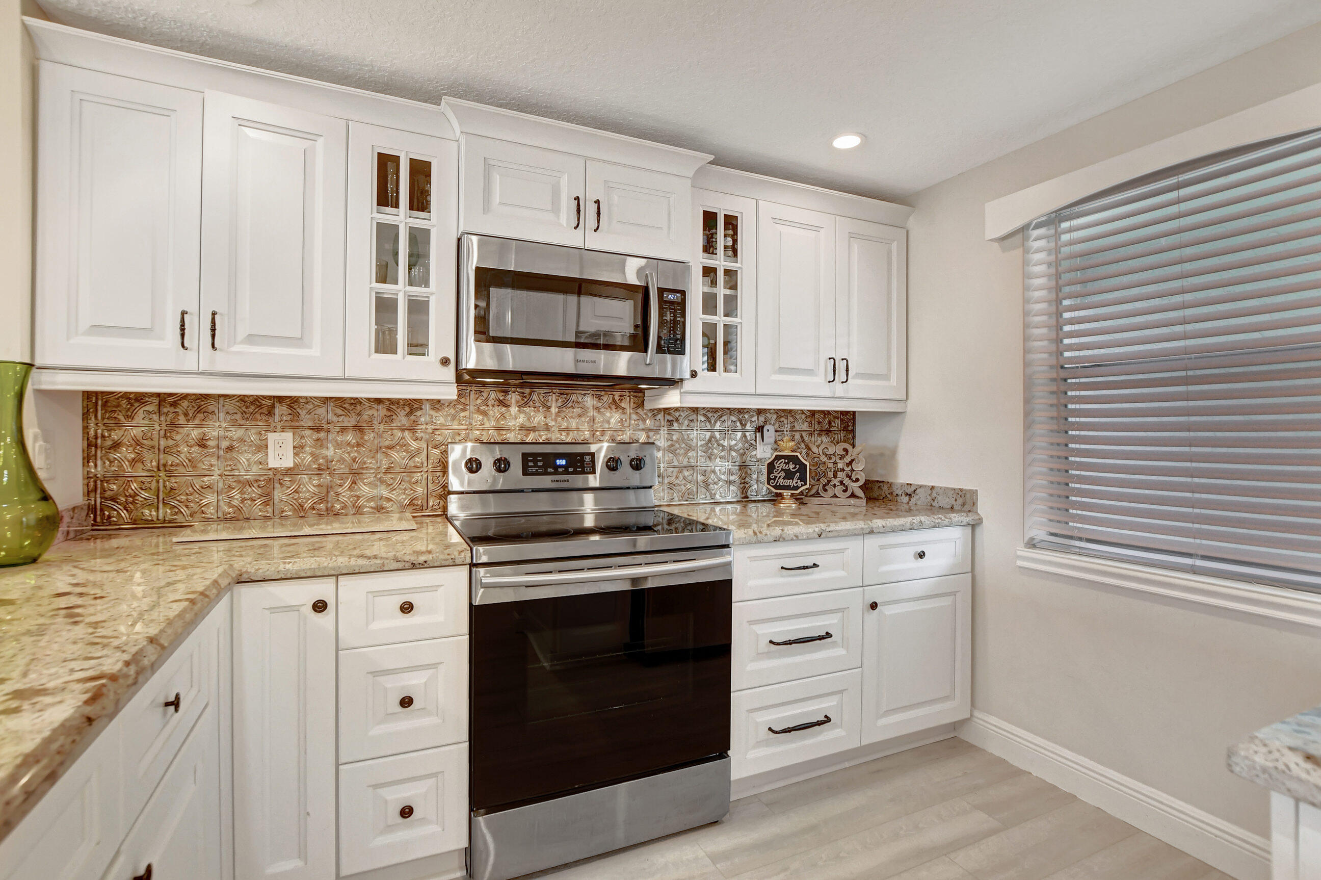 9810 Marina Boulevard 1120