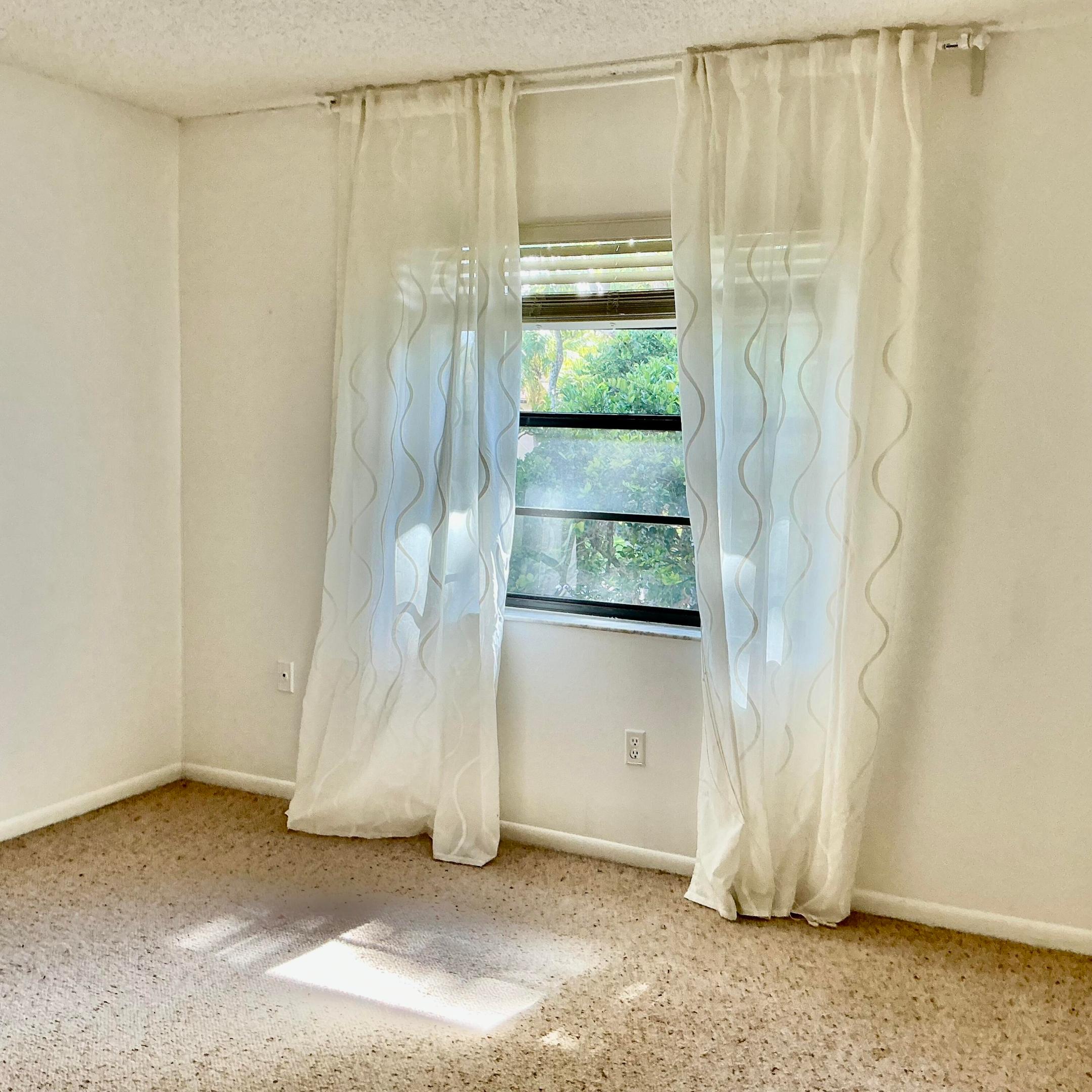 9264 Vista Del Lago H