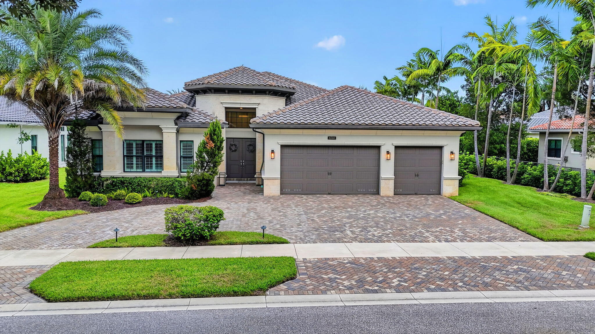 16740 STRASBOURG Lane