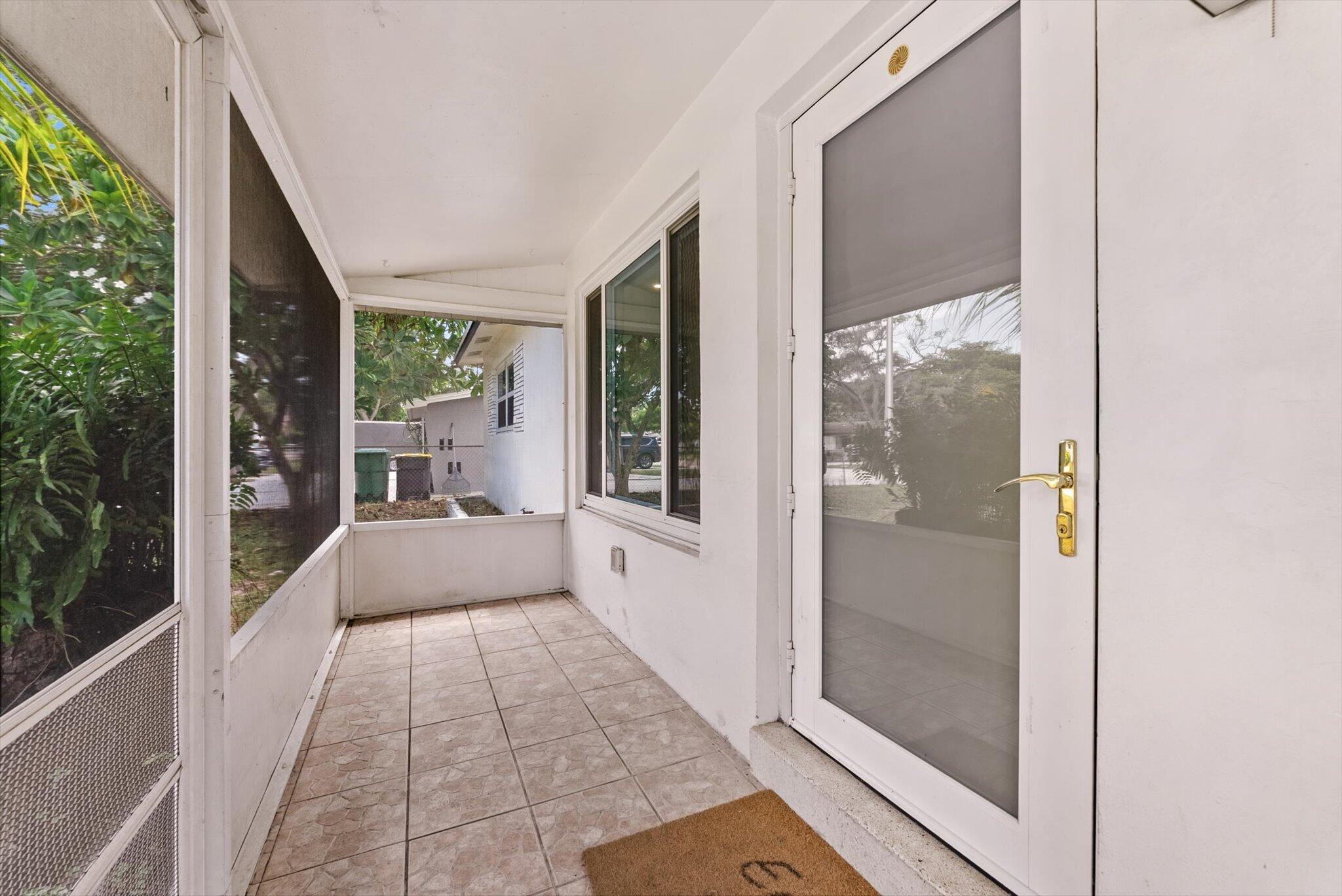 4641 SW 25TH Terrace