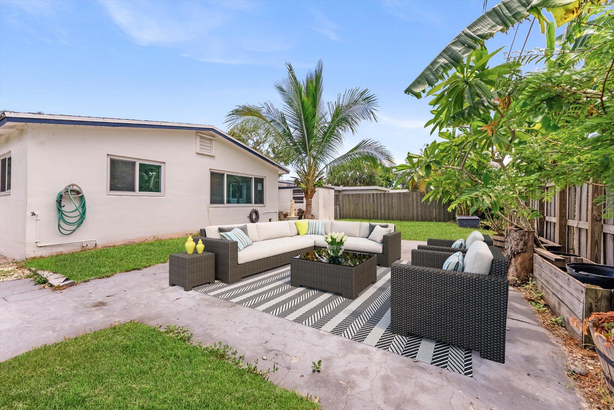 4641 SW 25TH Terrace