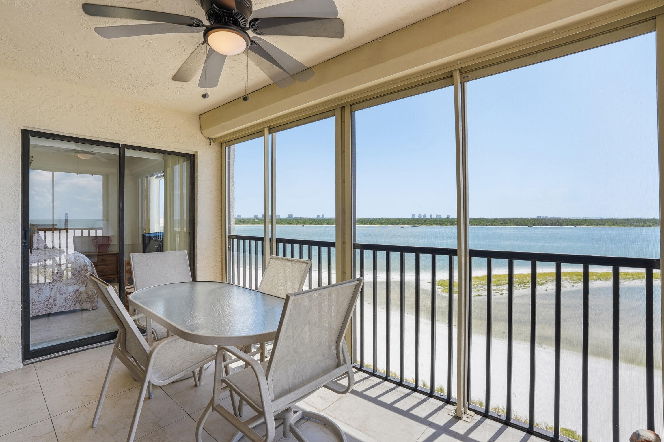 8402 Estero Boulevard Apt 405