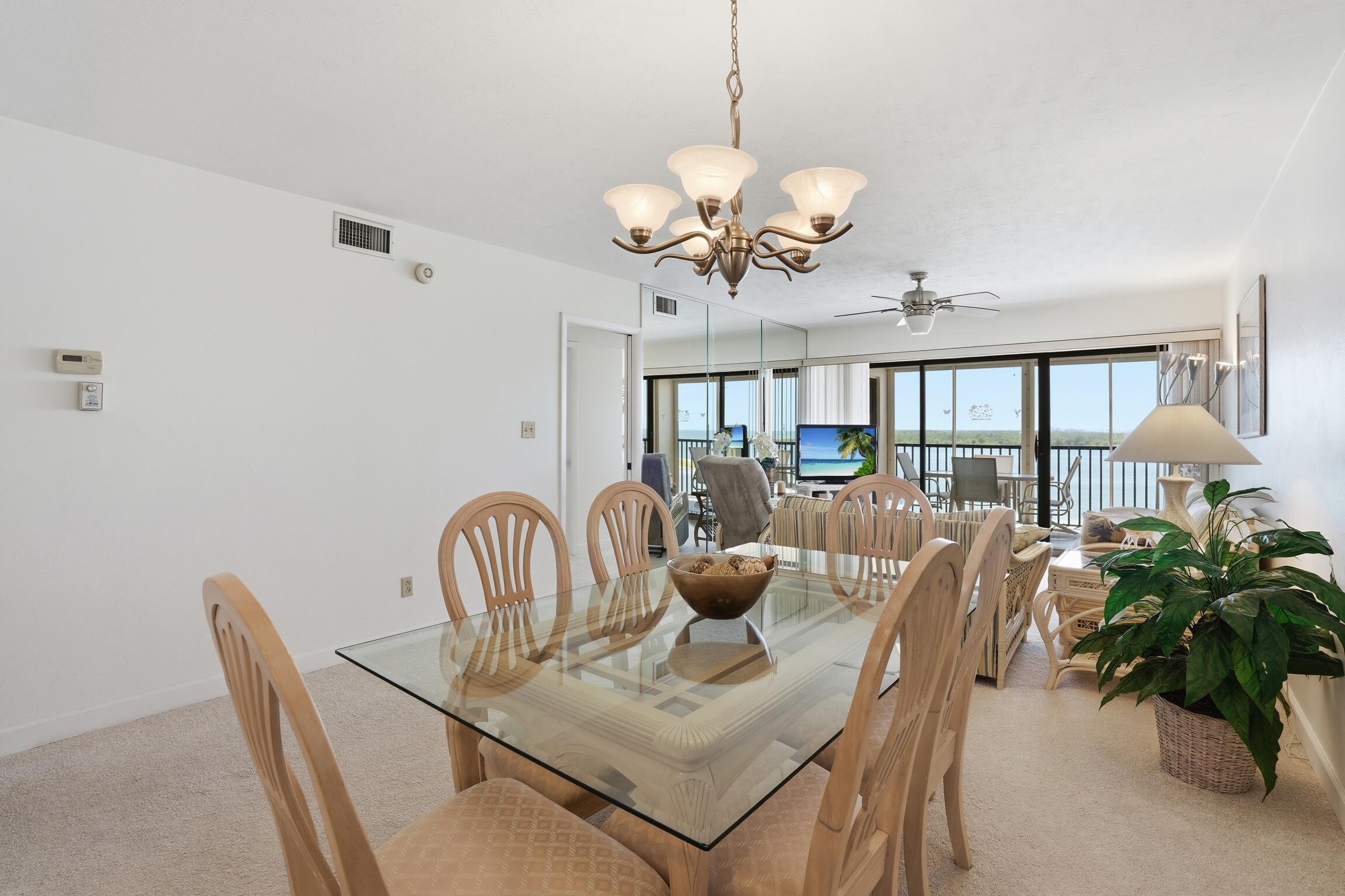 8402 Estero Boulevard Apt 405