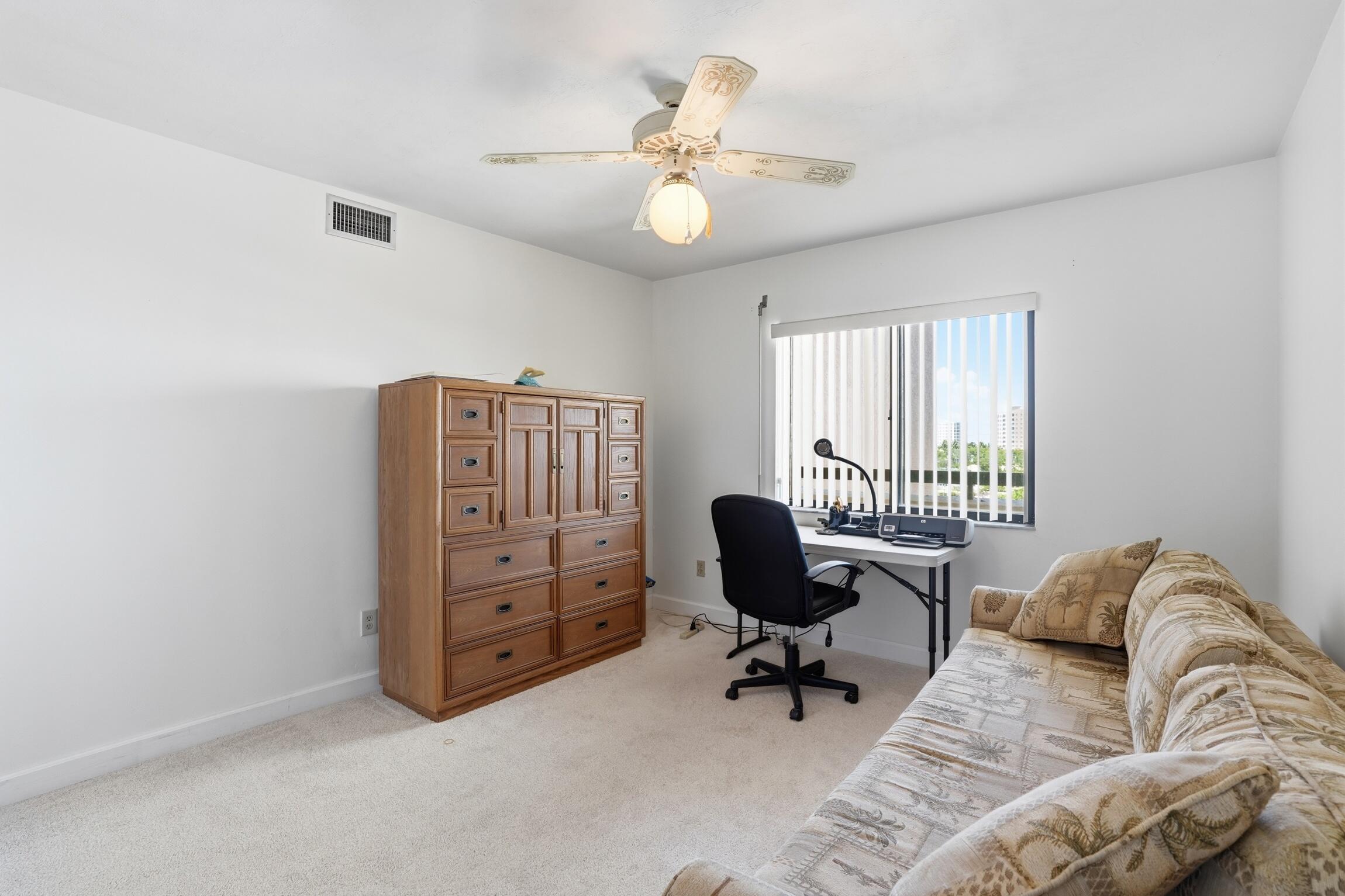 8402 Estero Boulevard Apt 405
