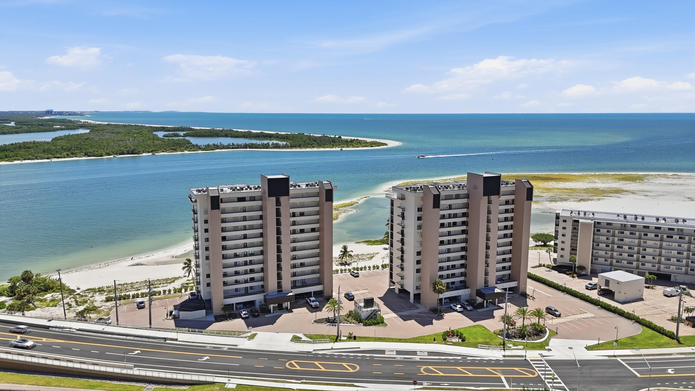 8402 Estero Boulevard Apt 405