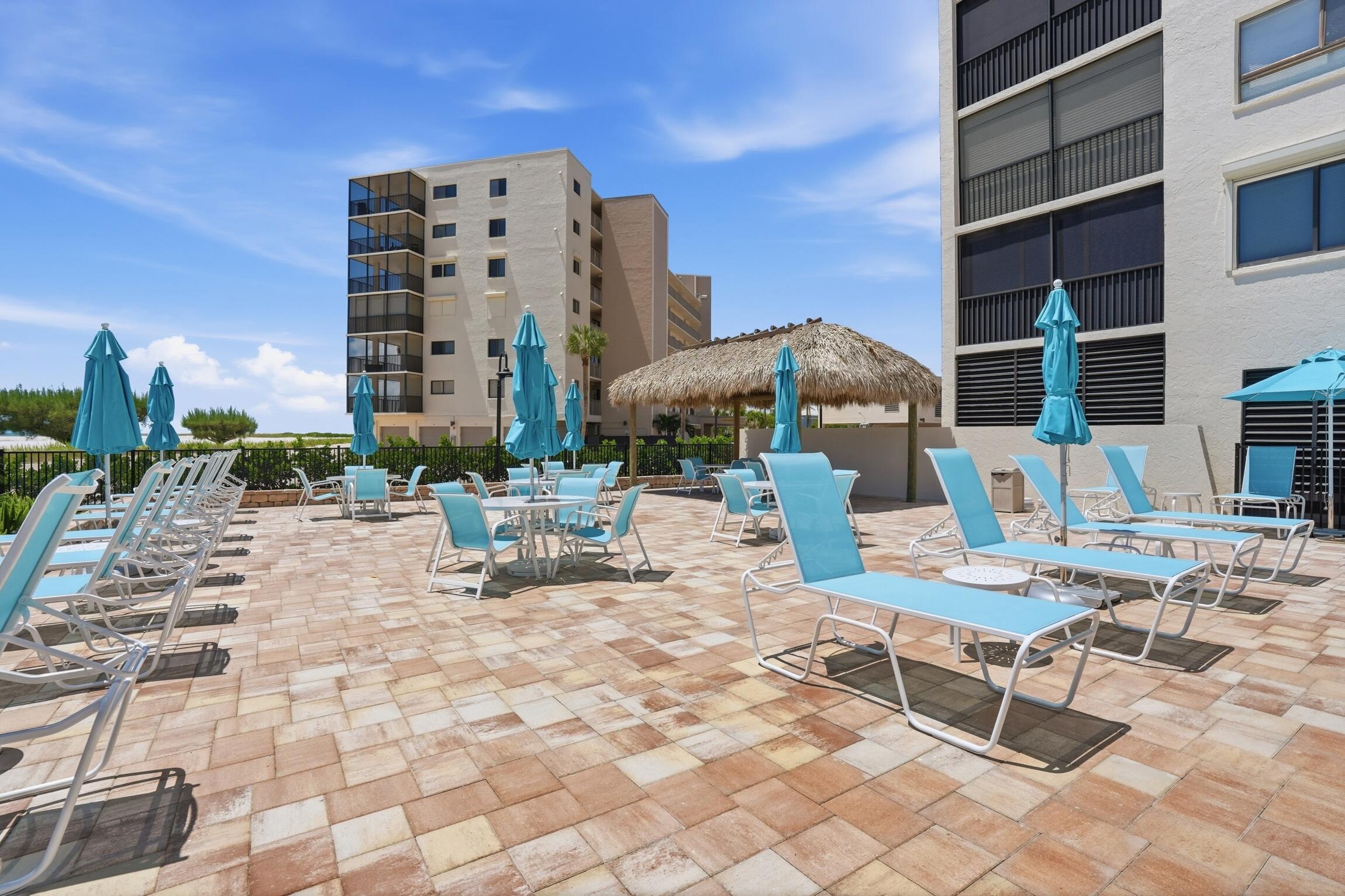 8402 Estero Boulevard Apt 405