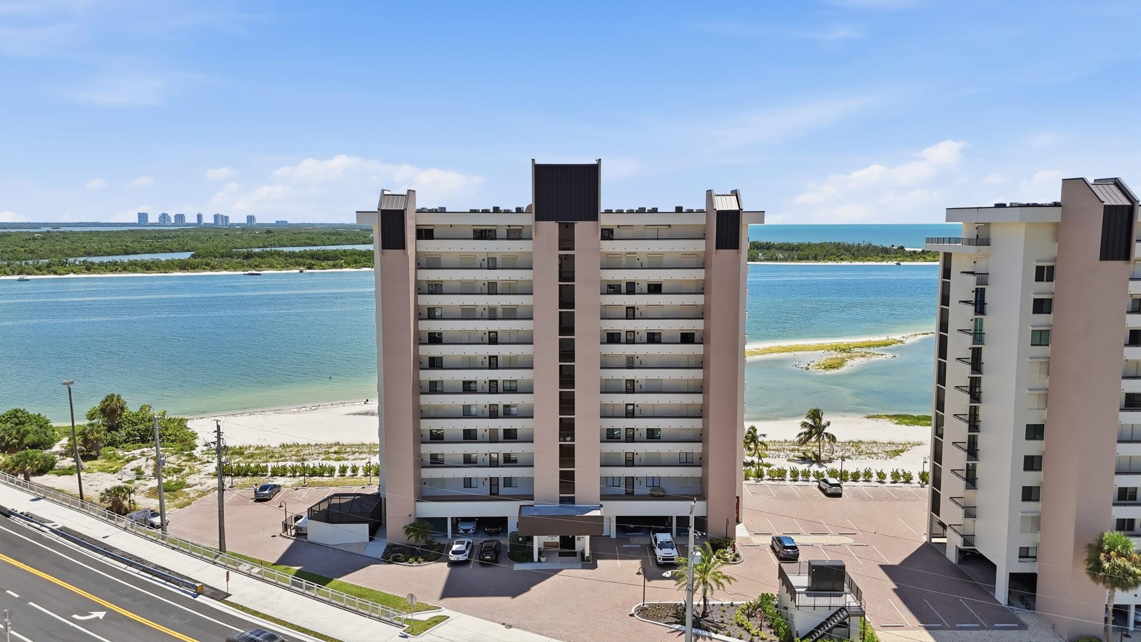 8402 Estero Boulevard Apt 405