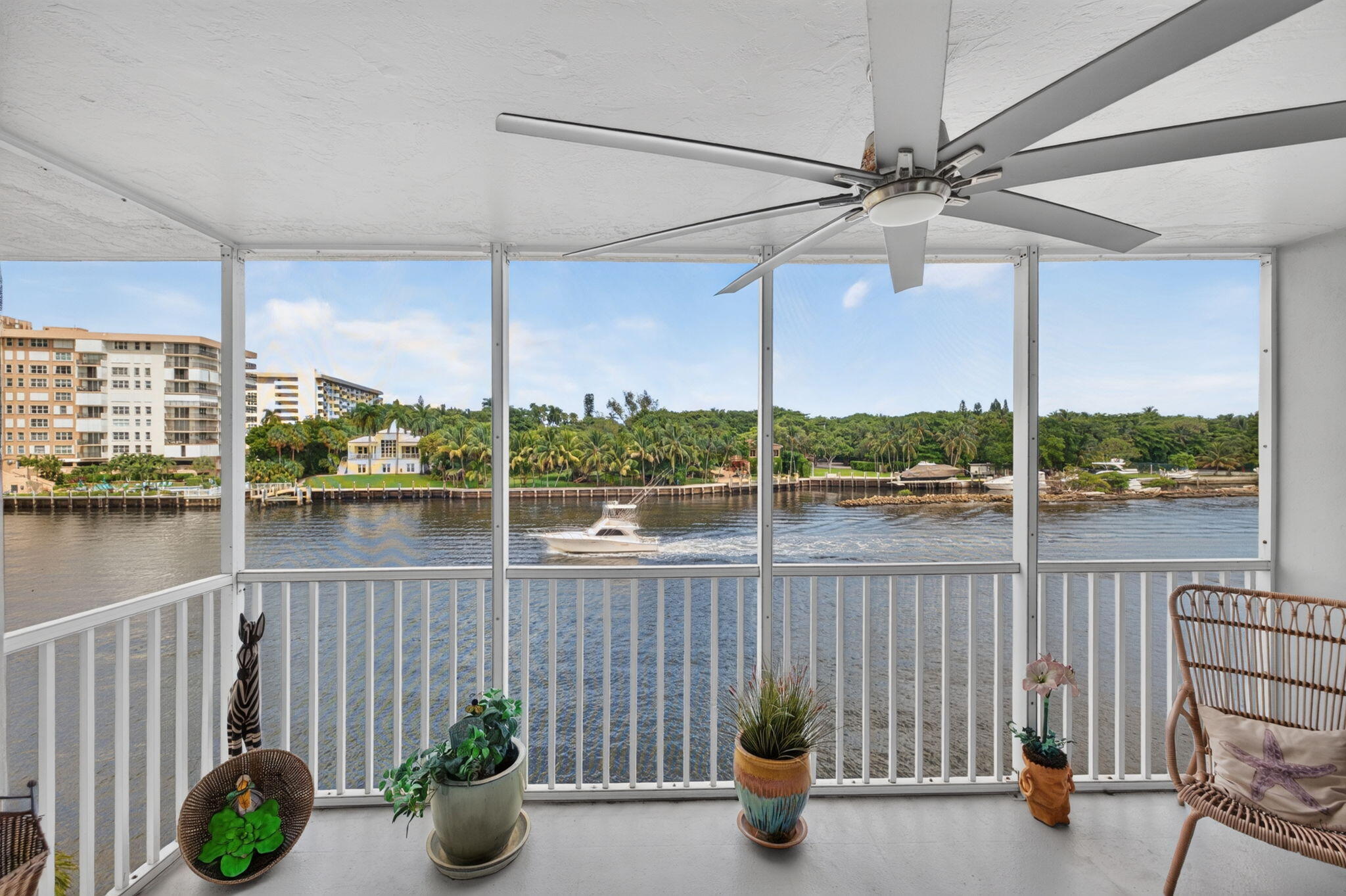 3100 NE 48TH Court 409
